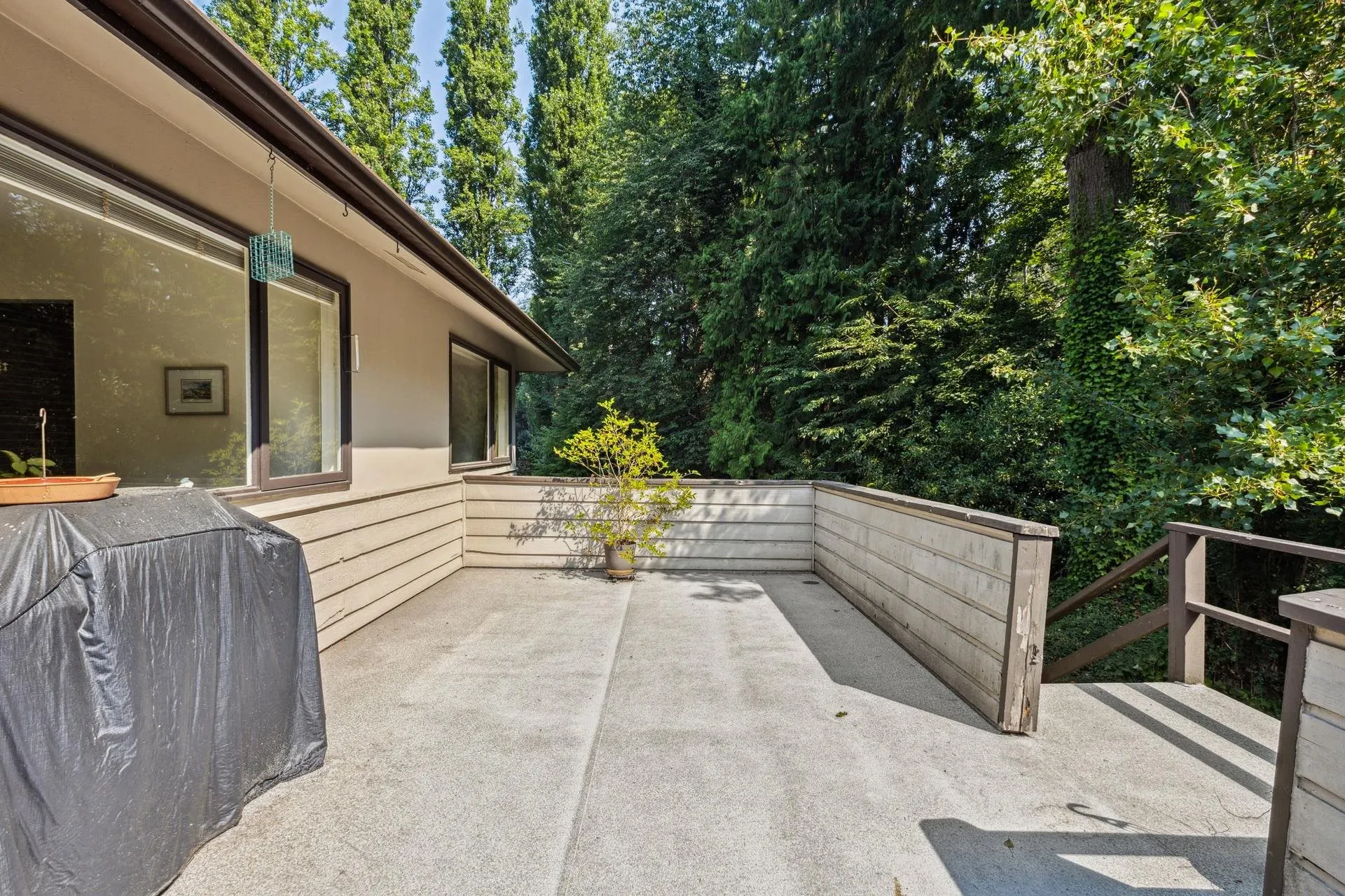 2830 Crestlynn Place