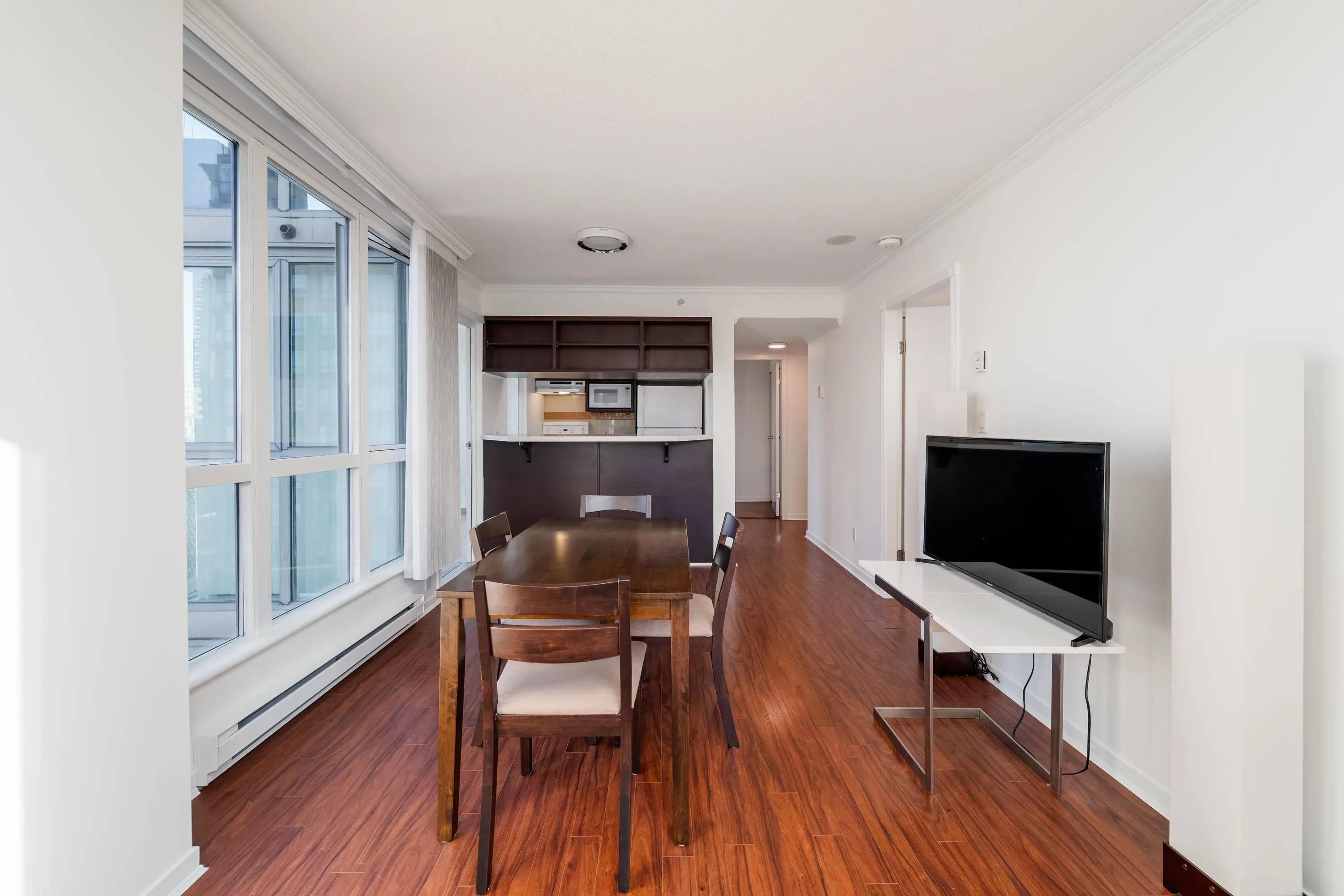 1808 1188 Howe Street