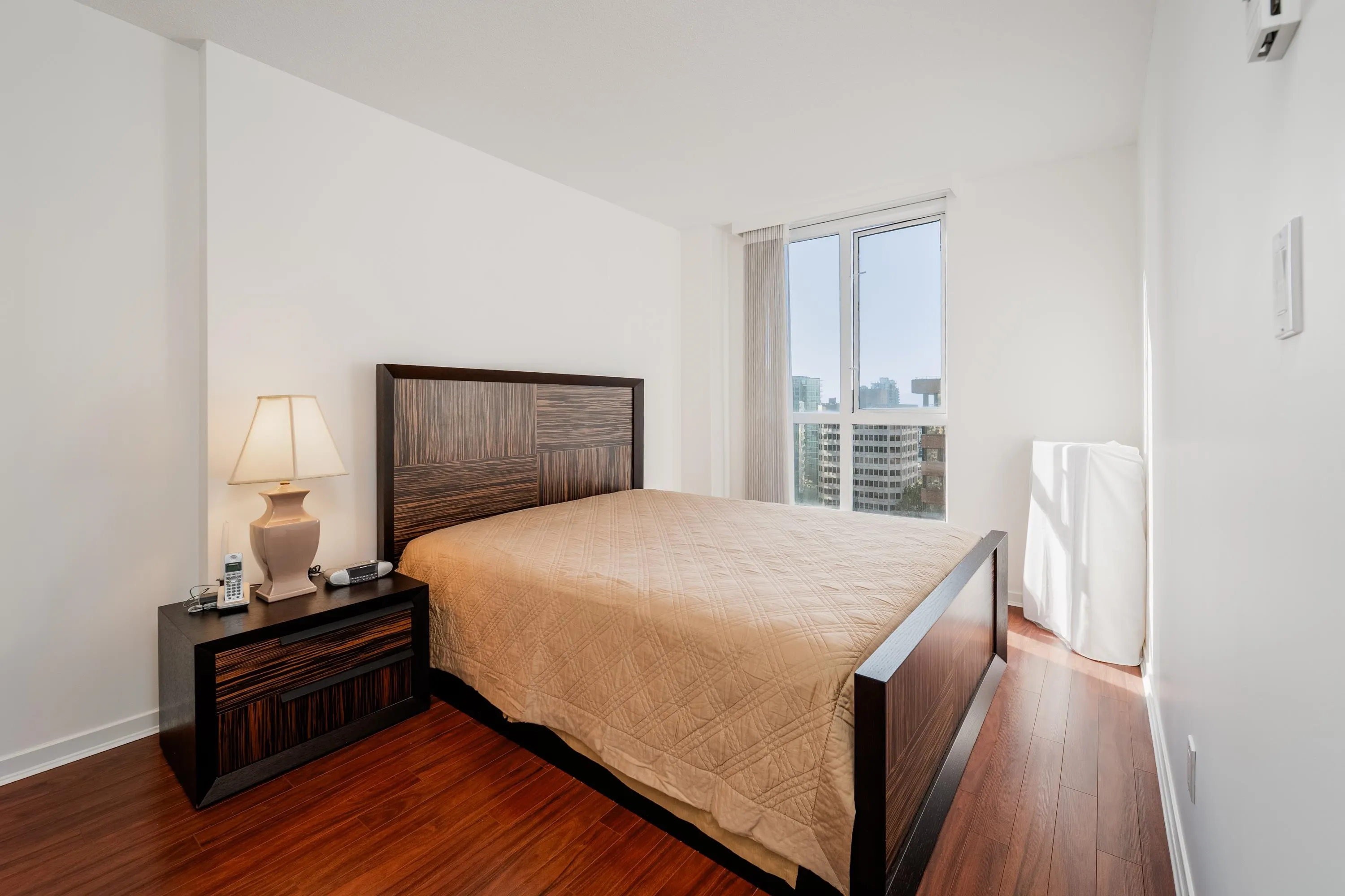 1808 1188 Howe Street