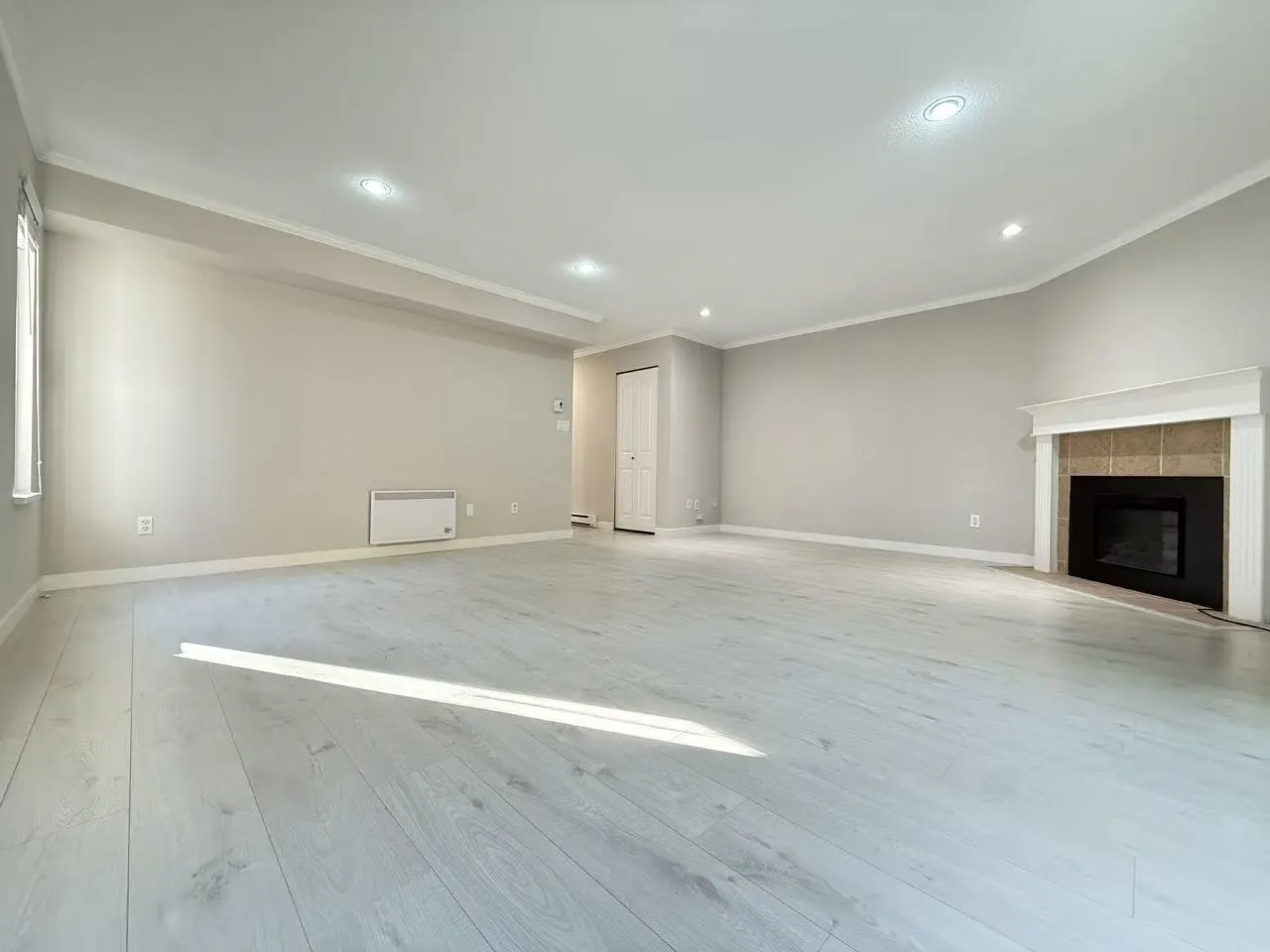 23 6100 Tiffany Boulevard