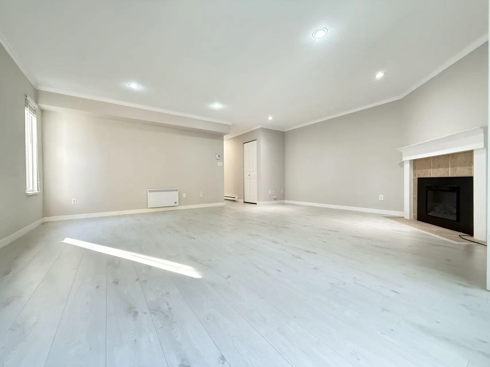 23 6100 Tiffany Boulevard