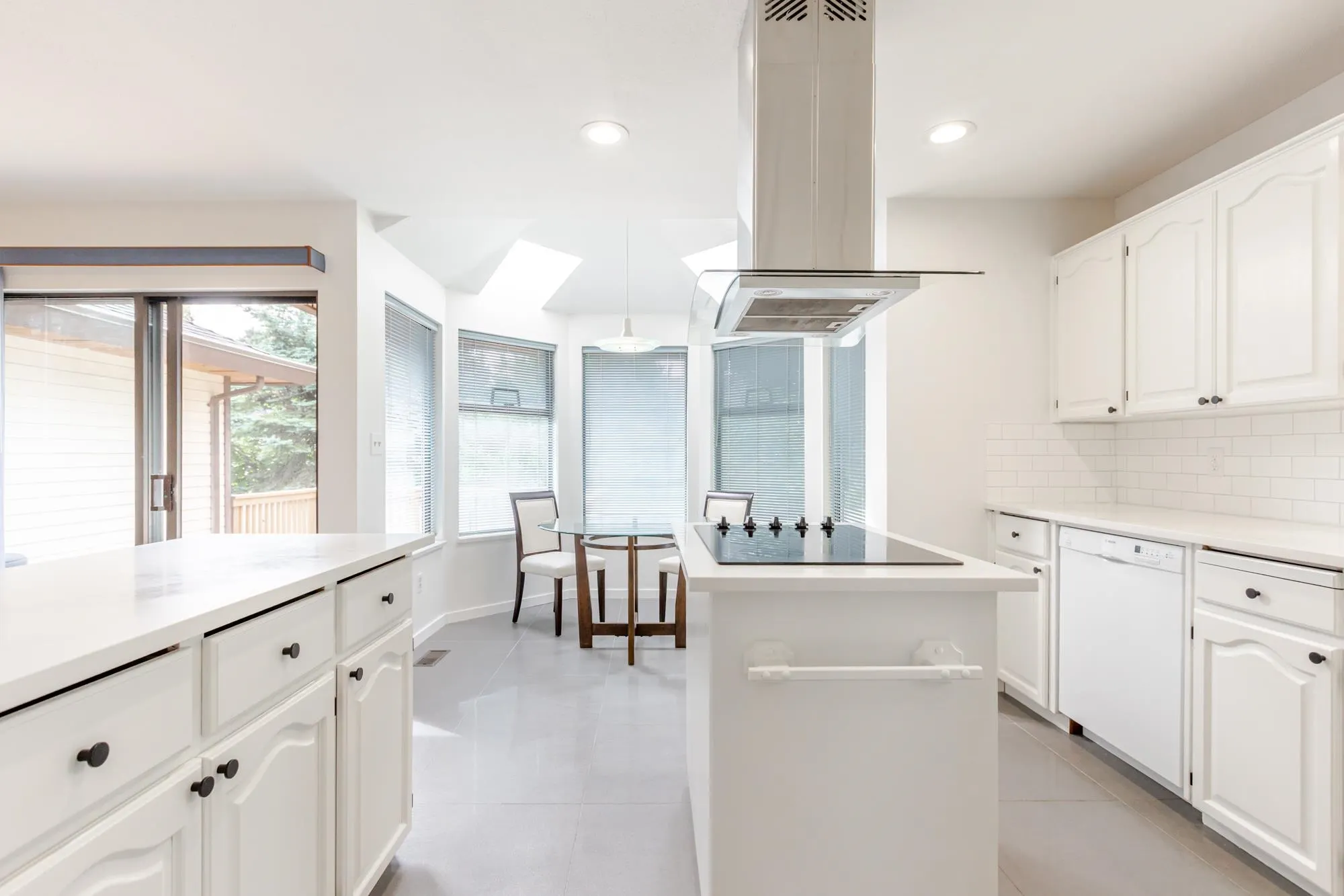10467 Glenbrook Grove