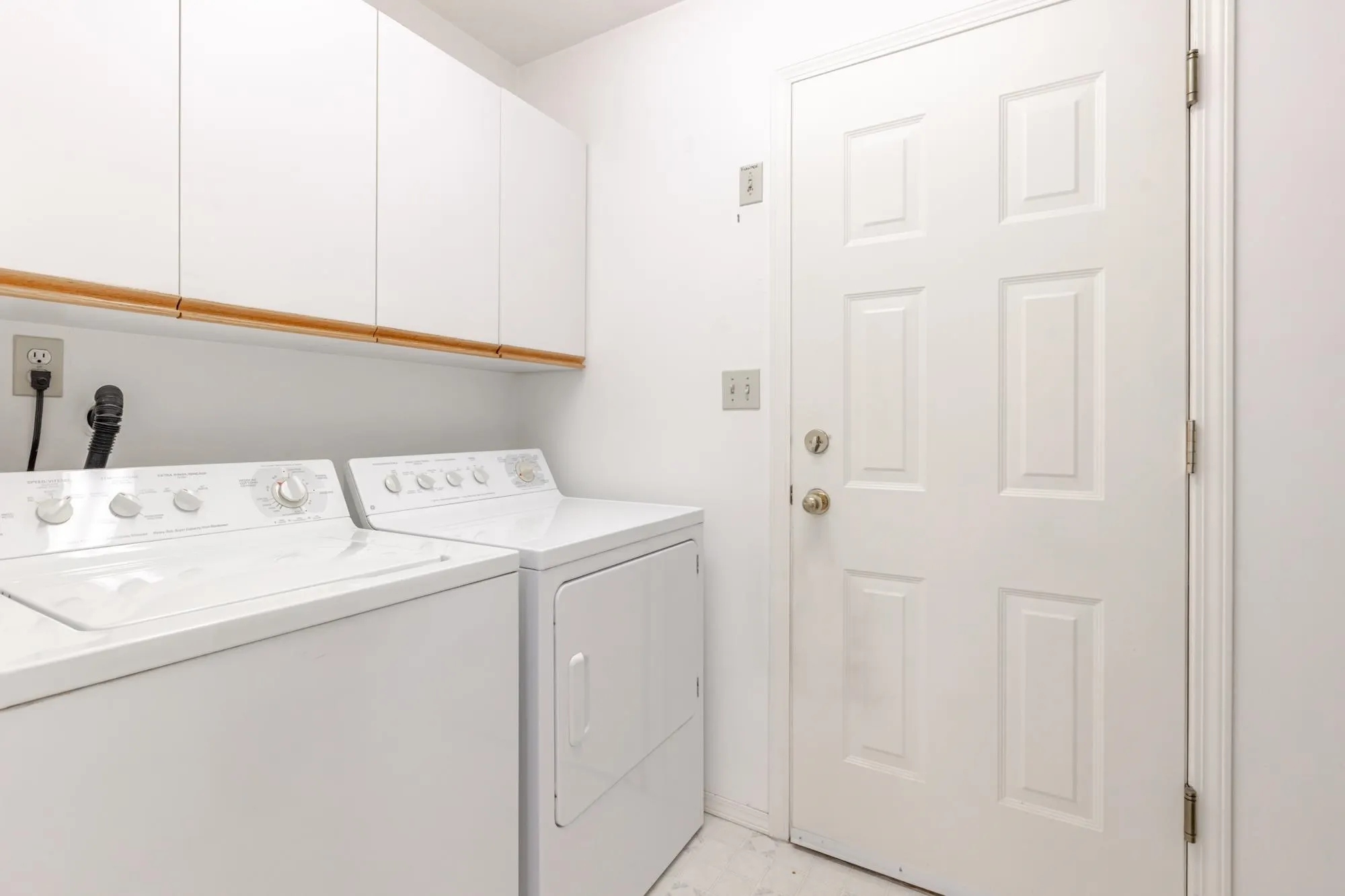 10467 Glenbrook Grove