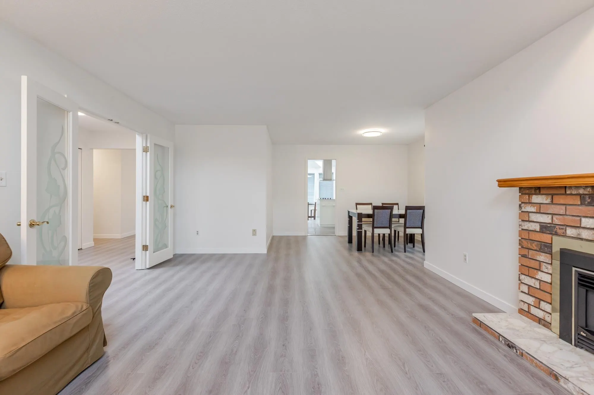 10467 Glenbrook Grove