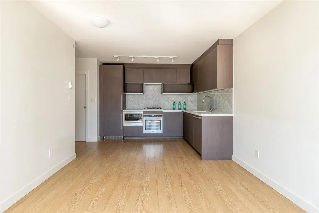 501 13750 100 Avenue