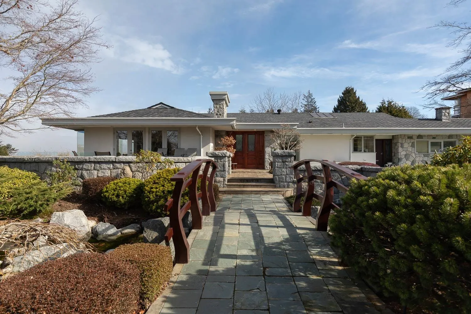 1516 Wesbrook Crescent