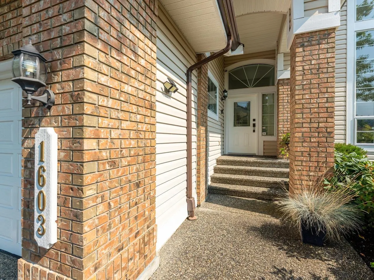 1603 Sundew Place