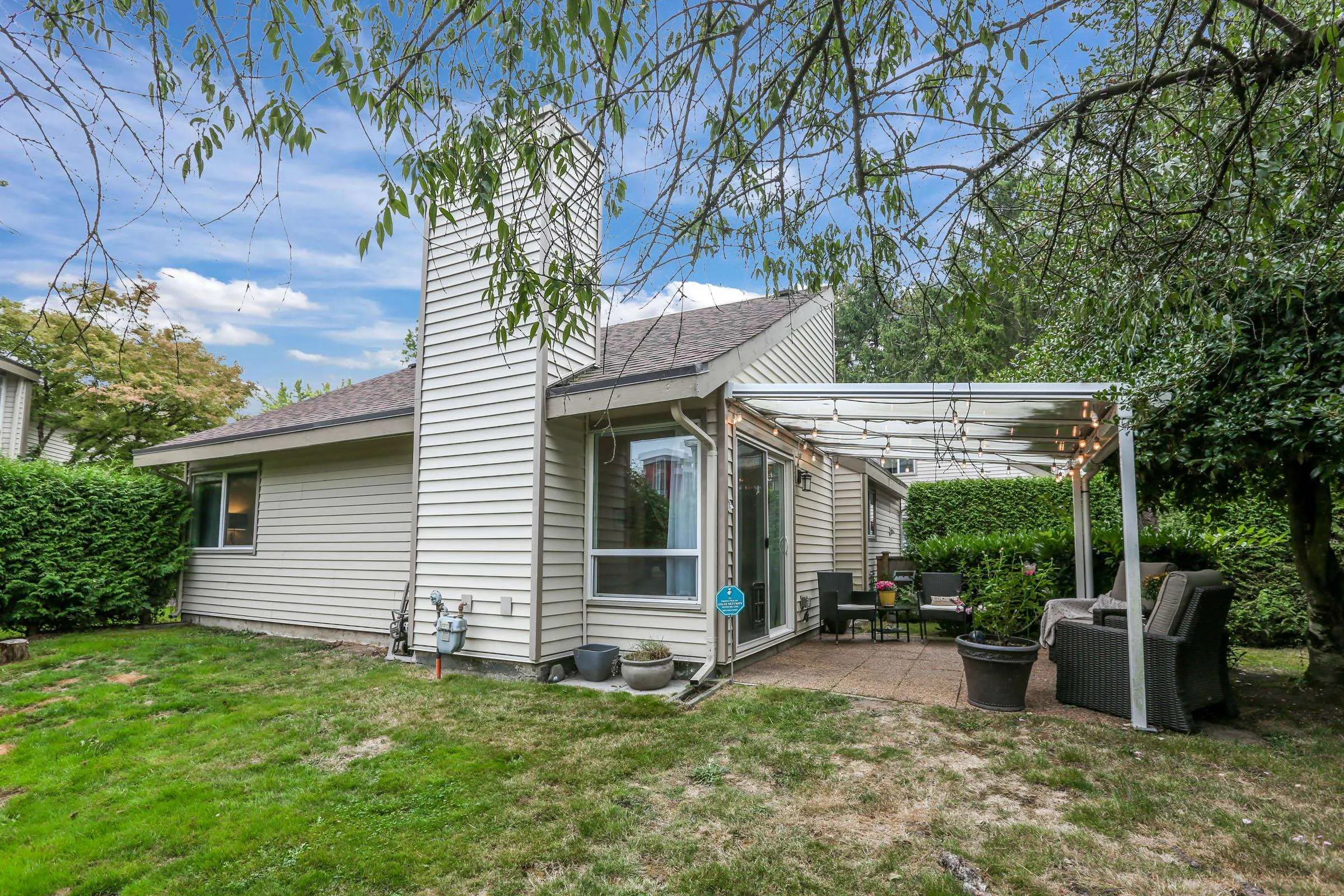 6292 W Greenside Drive