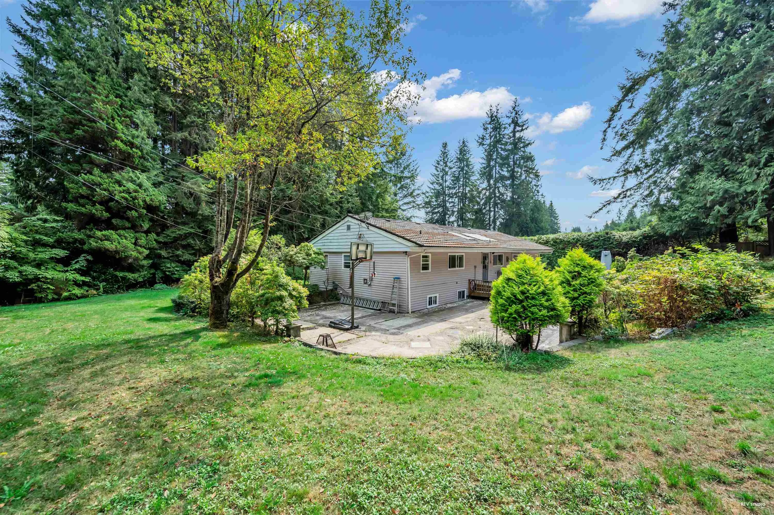 341 Rabbit Lane