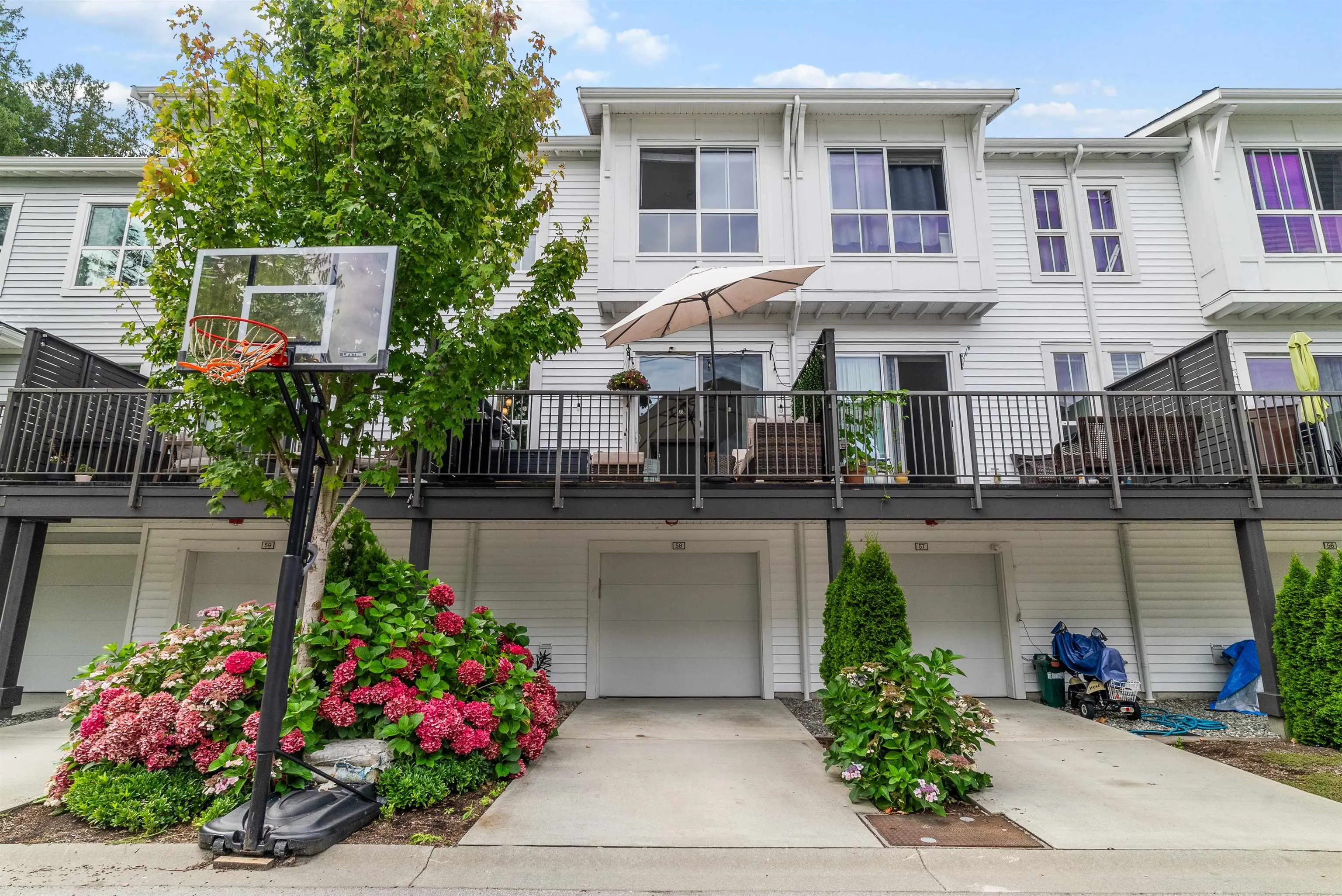 58 4638 Orca Way