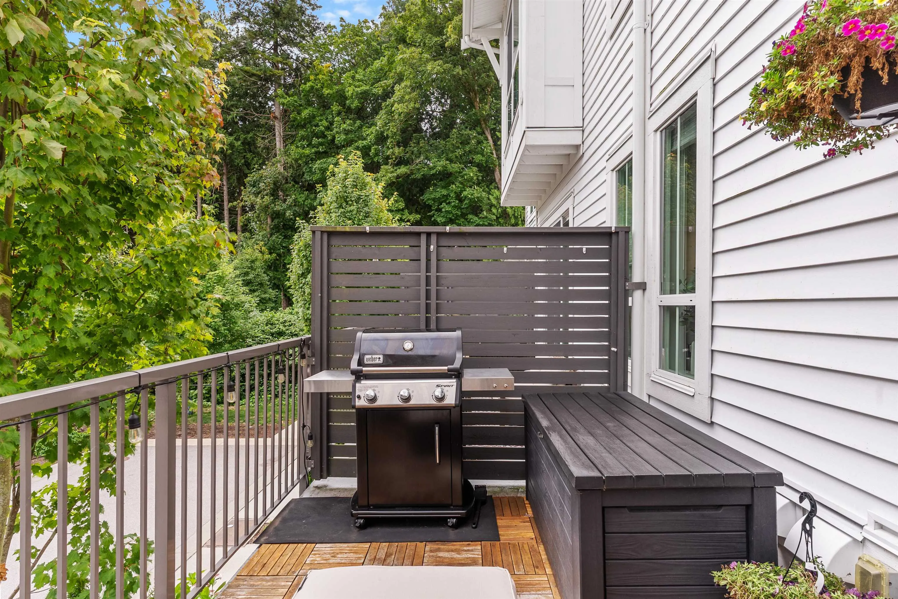 58 4638 Orca Way