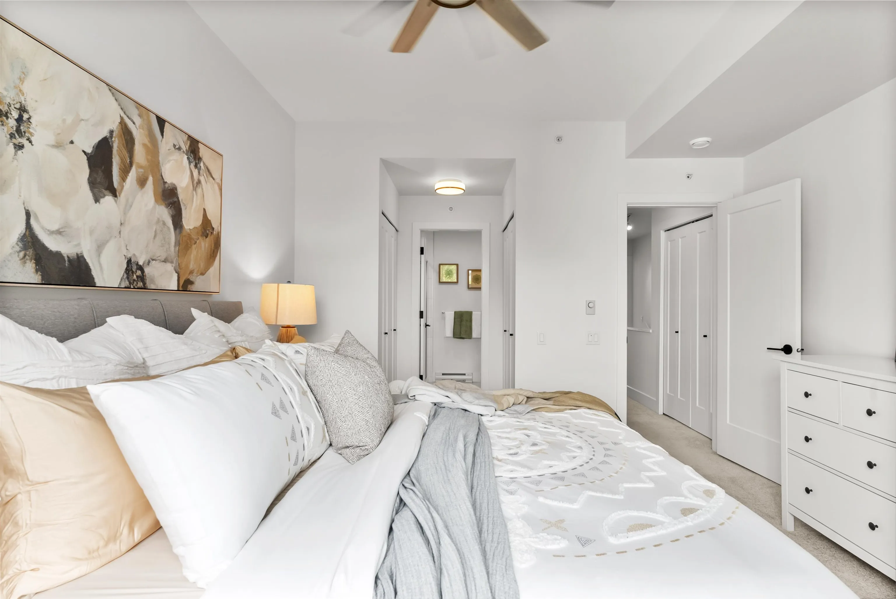 58 4638 Orca Way
