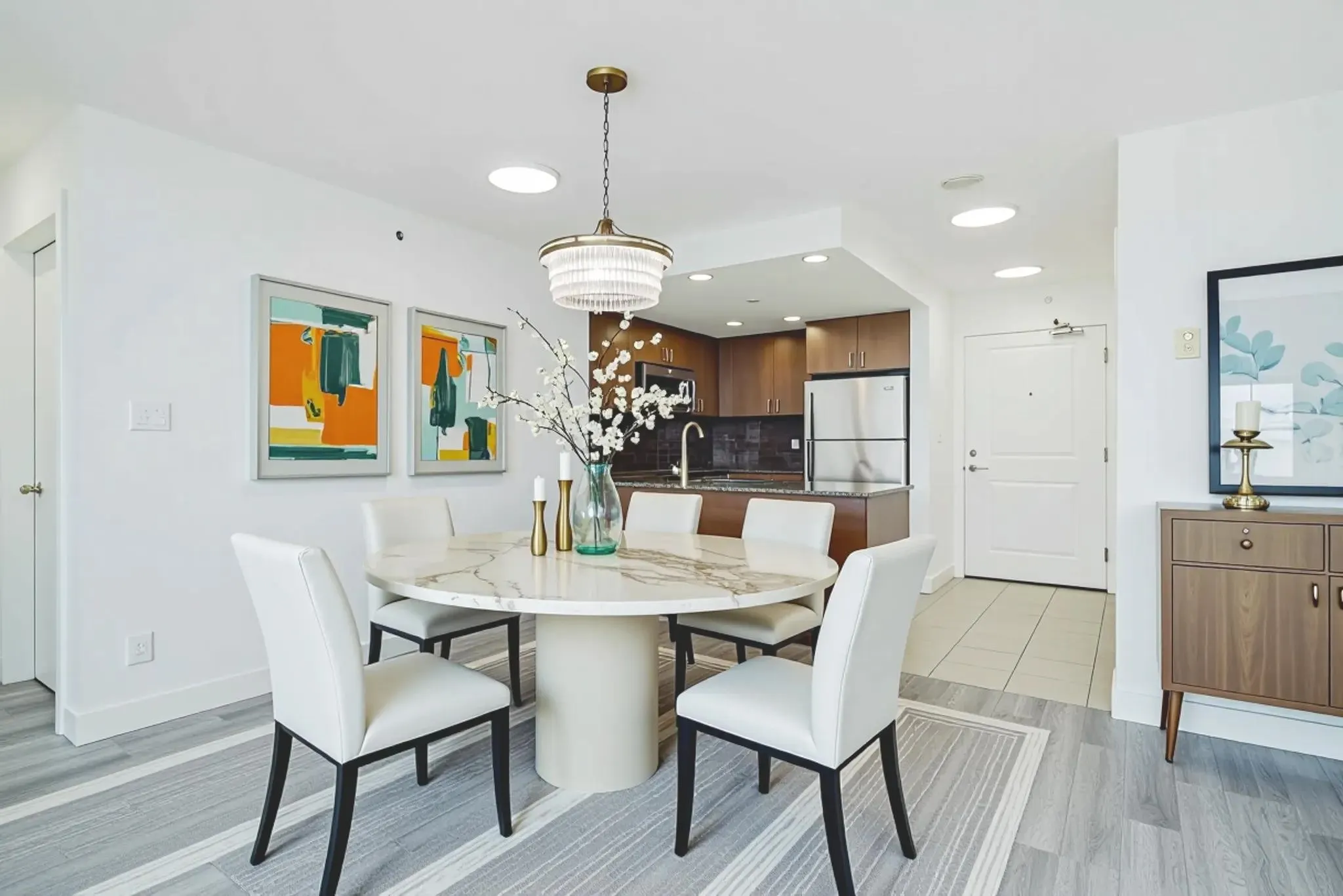 1502 9188 Cook Road