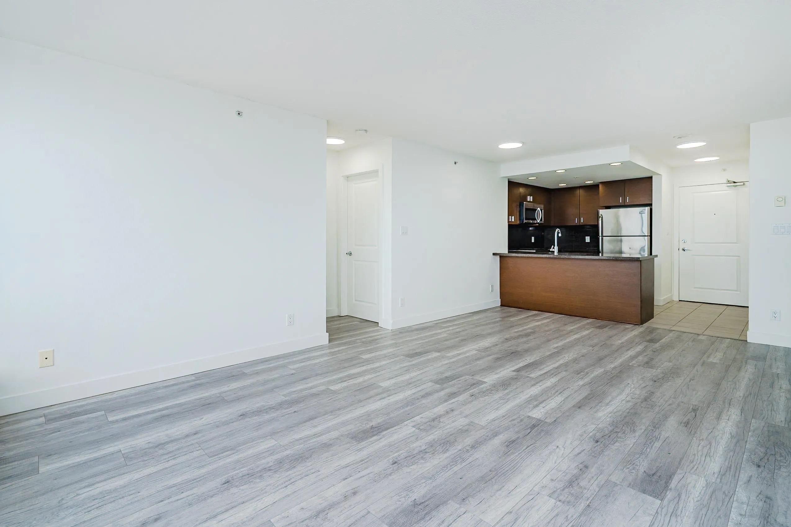 1502 9188 Cook Road
