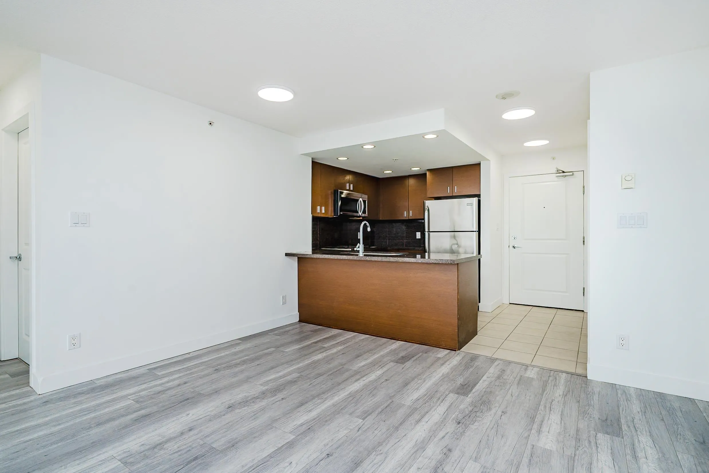 1502 9188 Cook Road