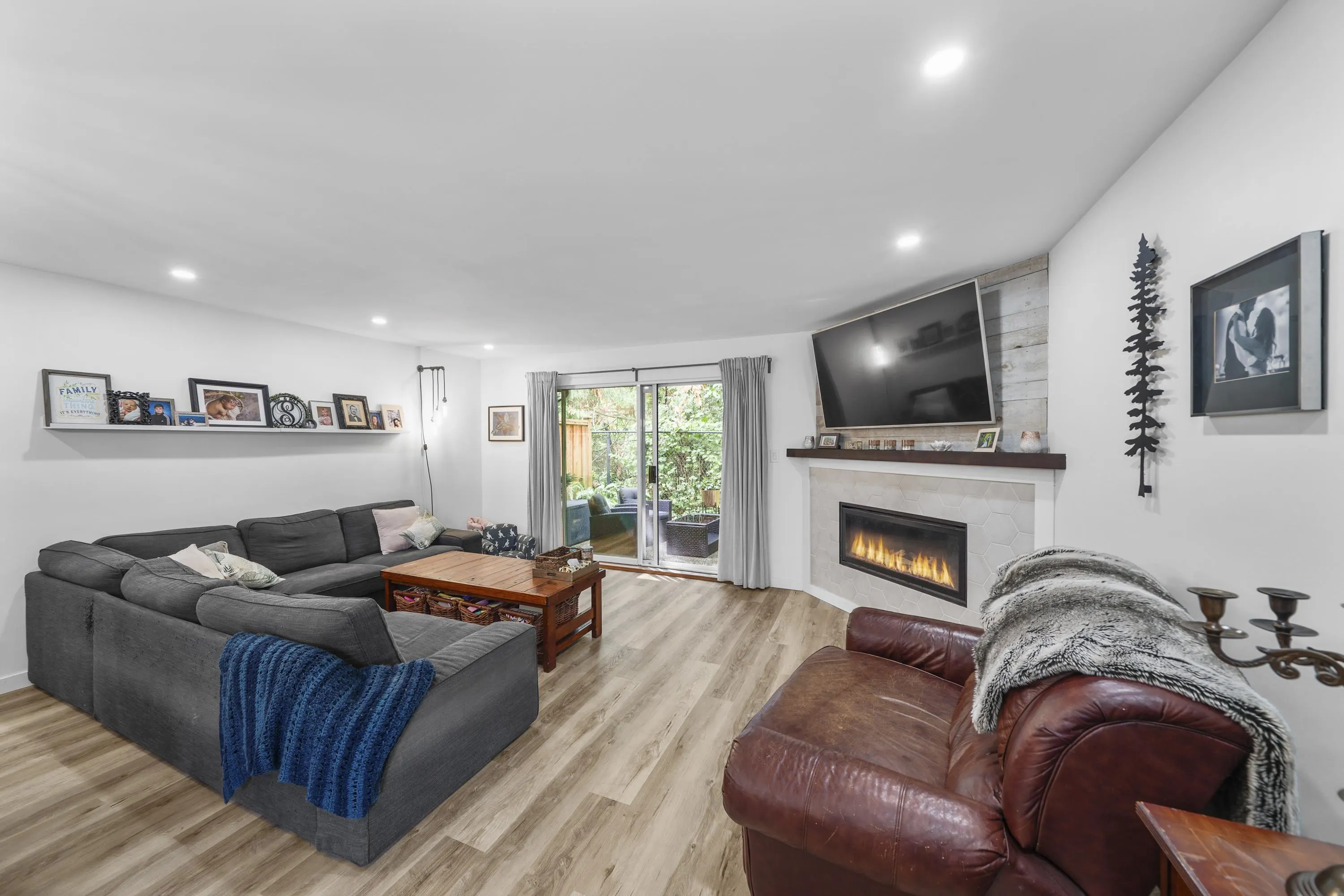 107 1386 Lincoln Drive