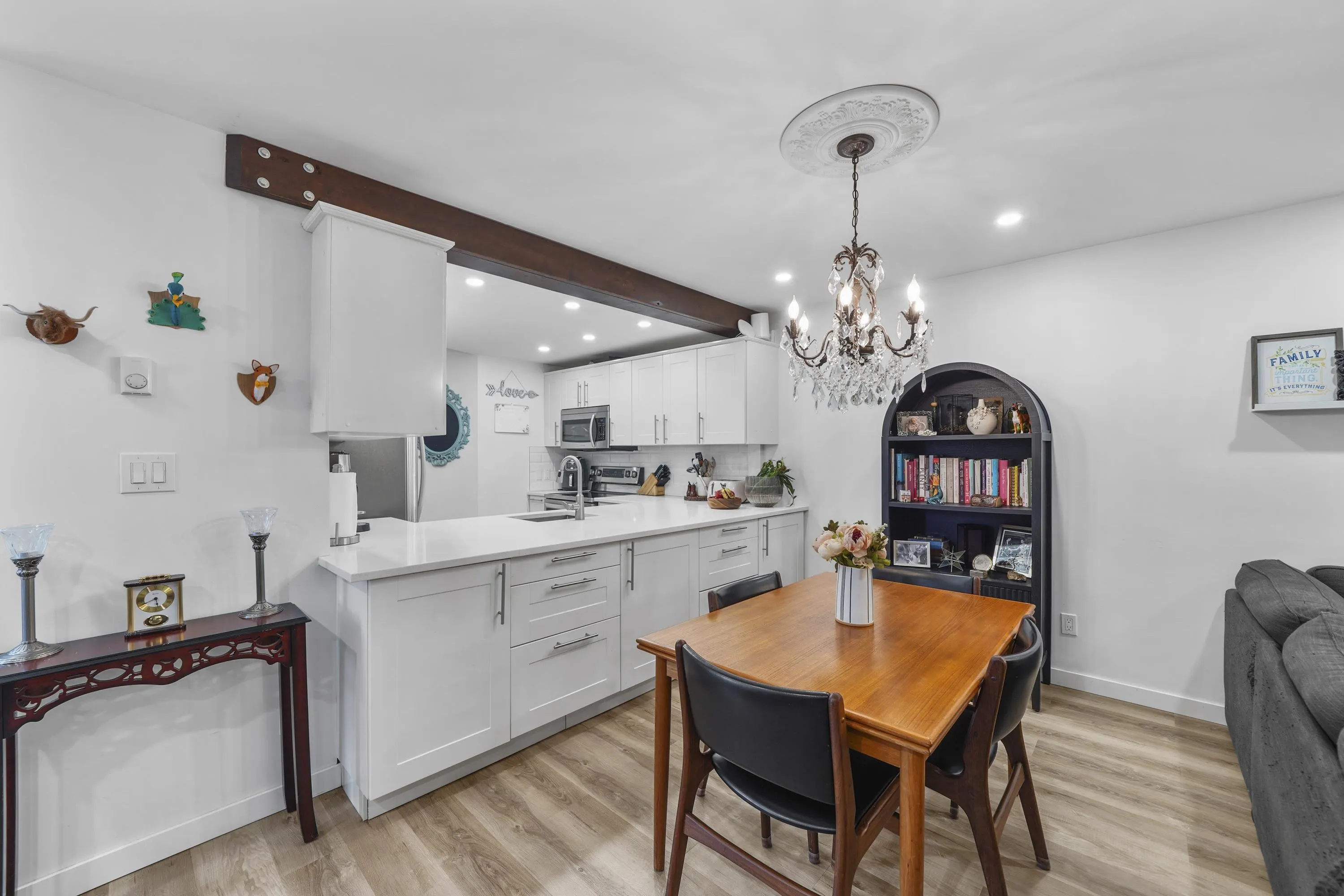 107 1386 Lincoln Drive