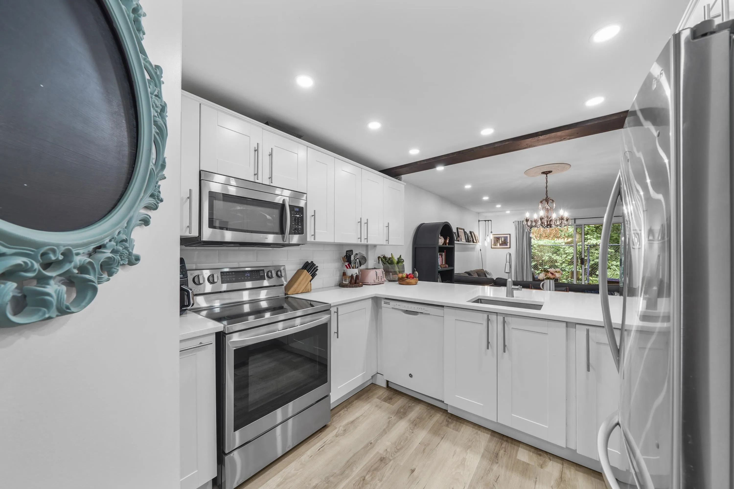 107 1386 Lincoln Drive
