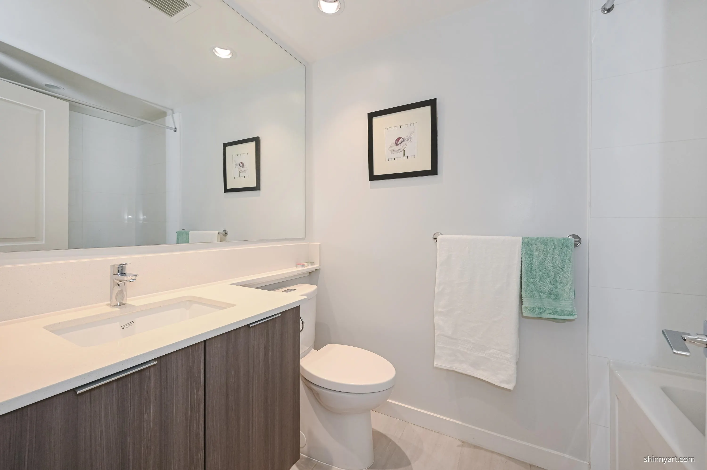 1808 2388 Madison Avenue