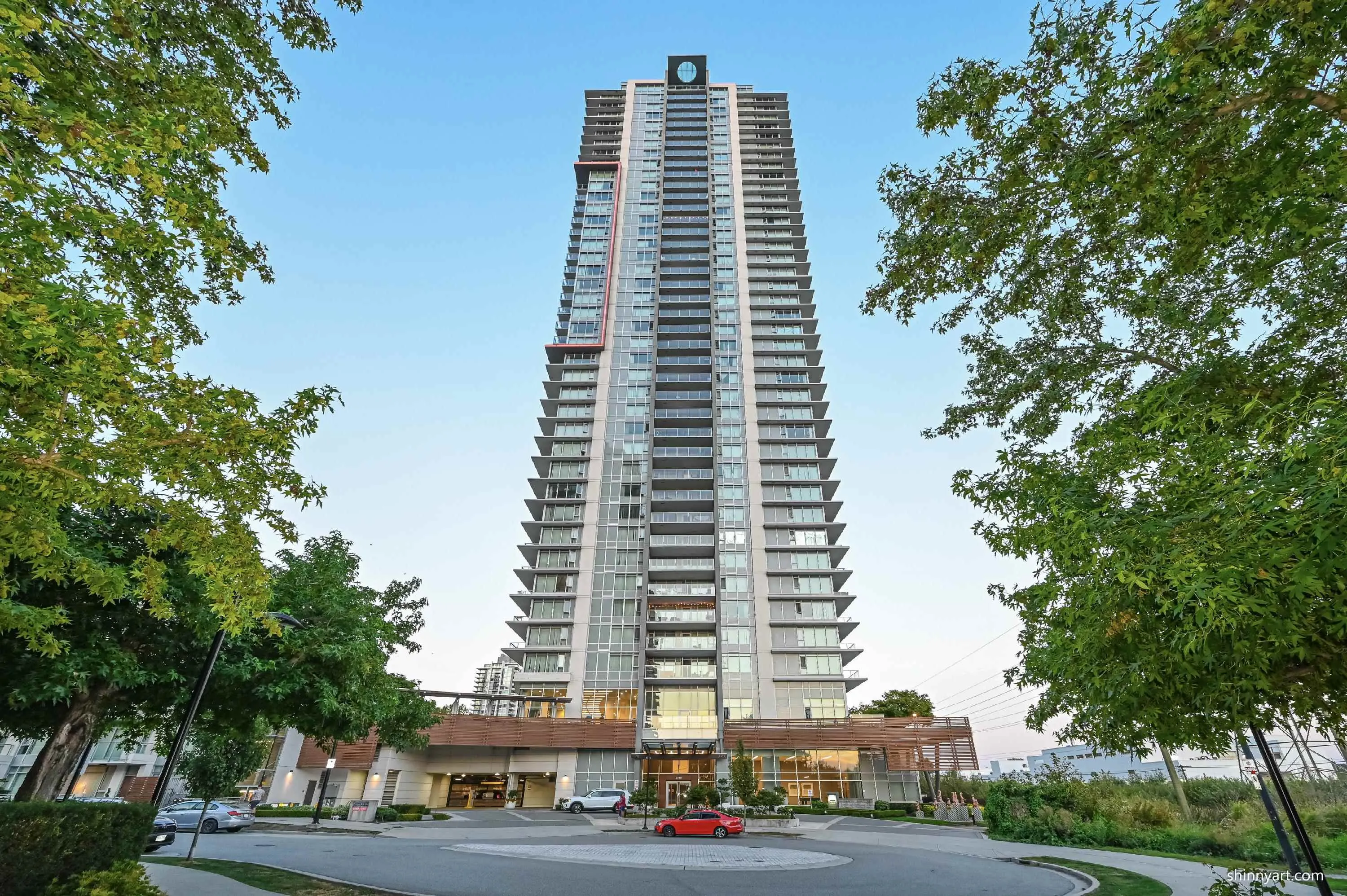 1808 2388 Madison Avenue