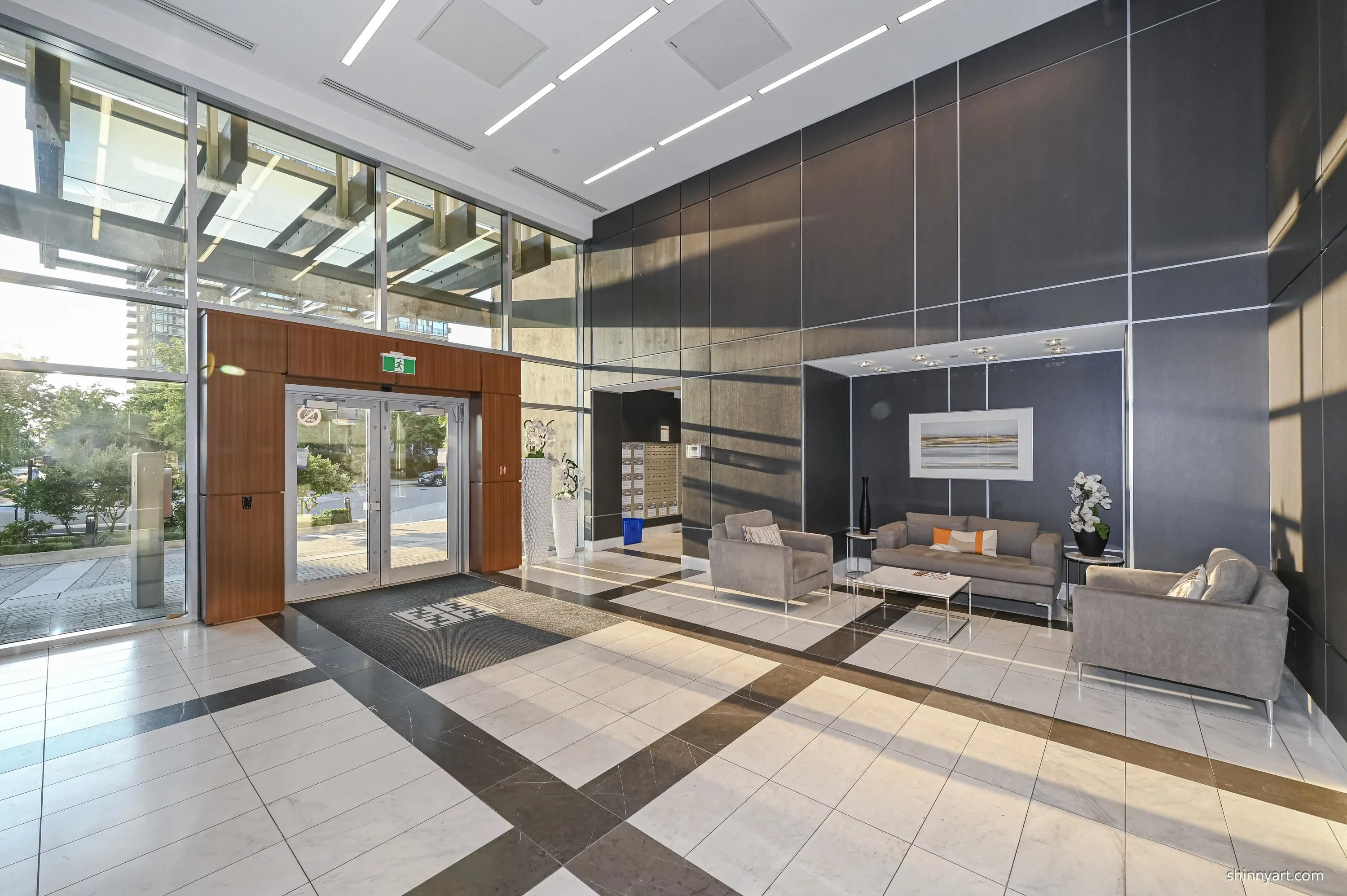 1808 2388 Madison Avenue