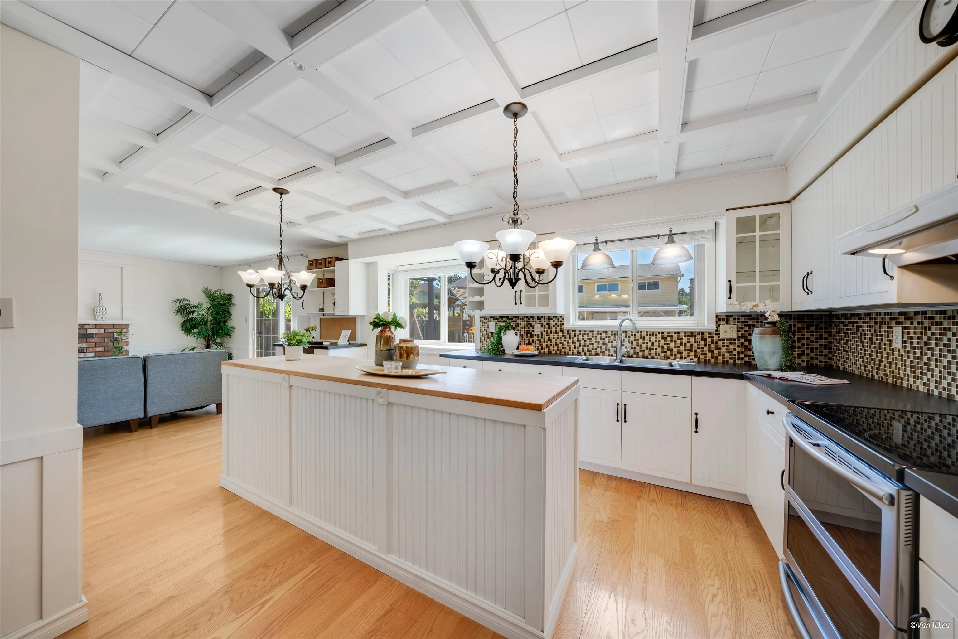 9666 Ashwood Drive