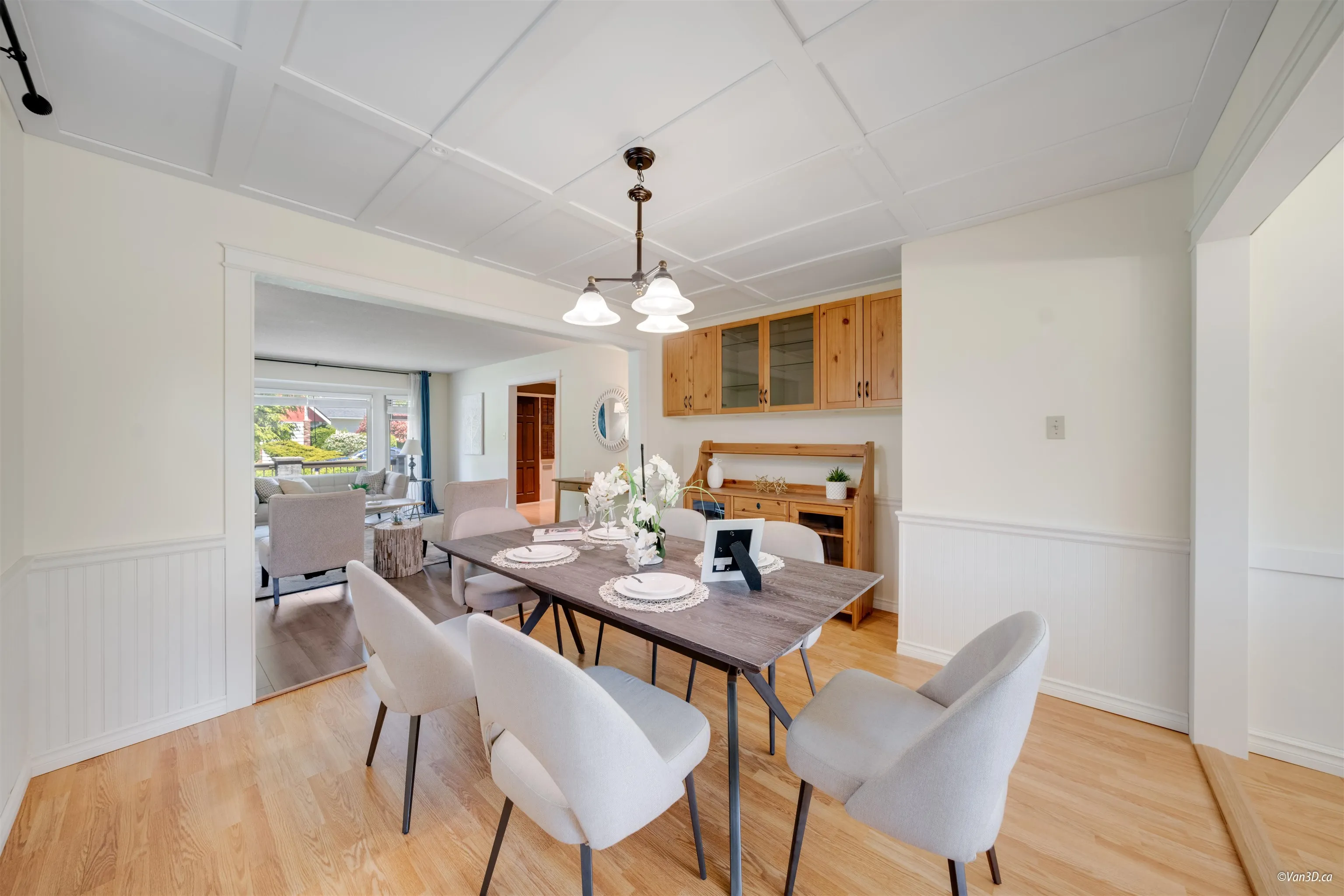 9666 Ashwood Drive