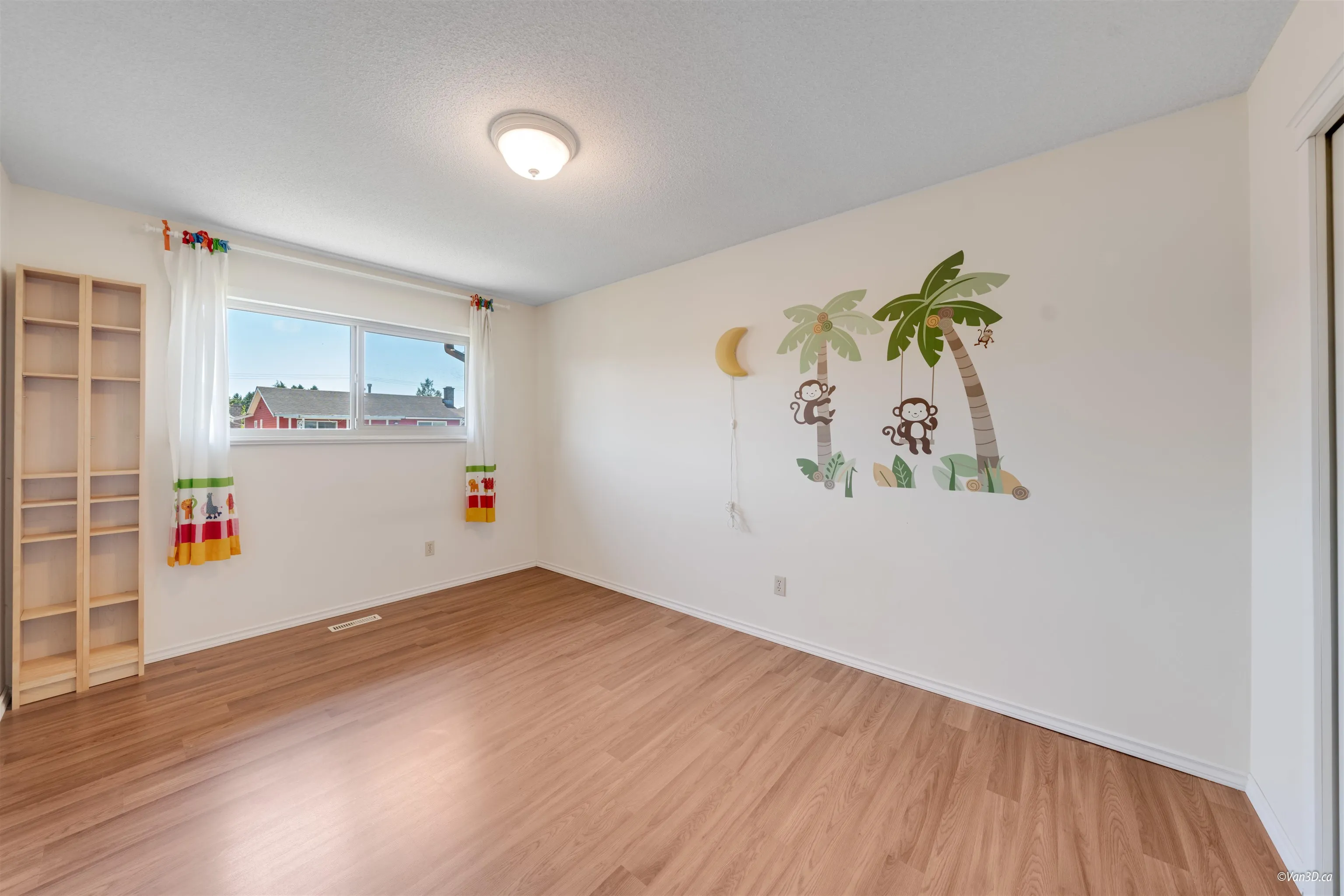9666 Ashwood Drive