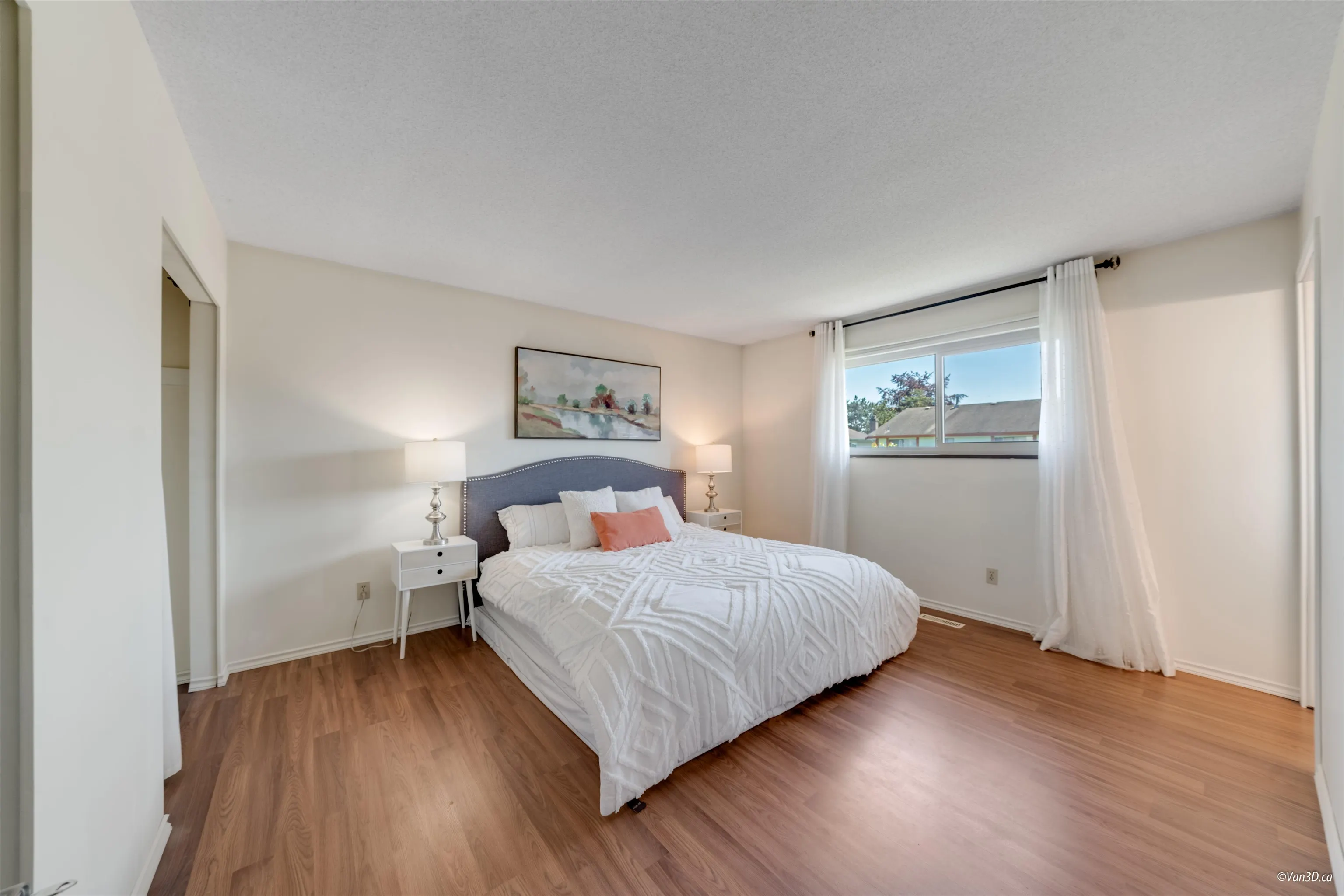 9666 Ashwood Drive