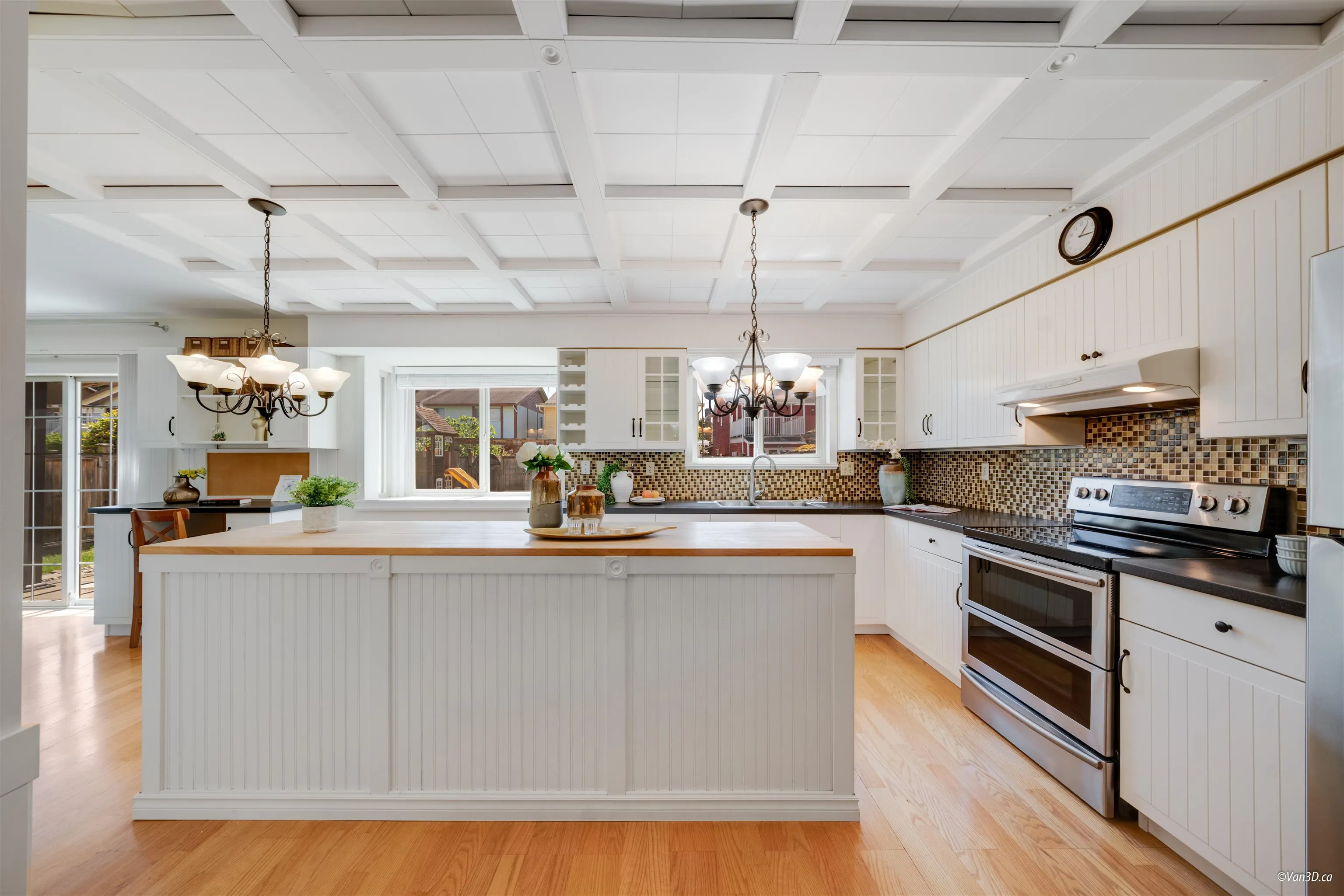 9666 Ashwood Drive