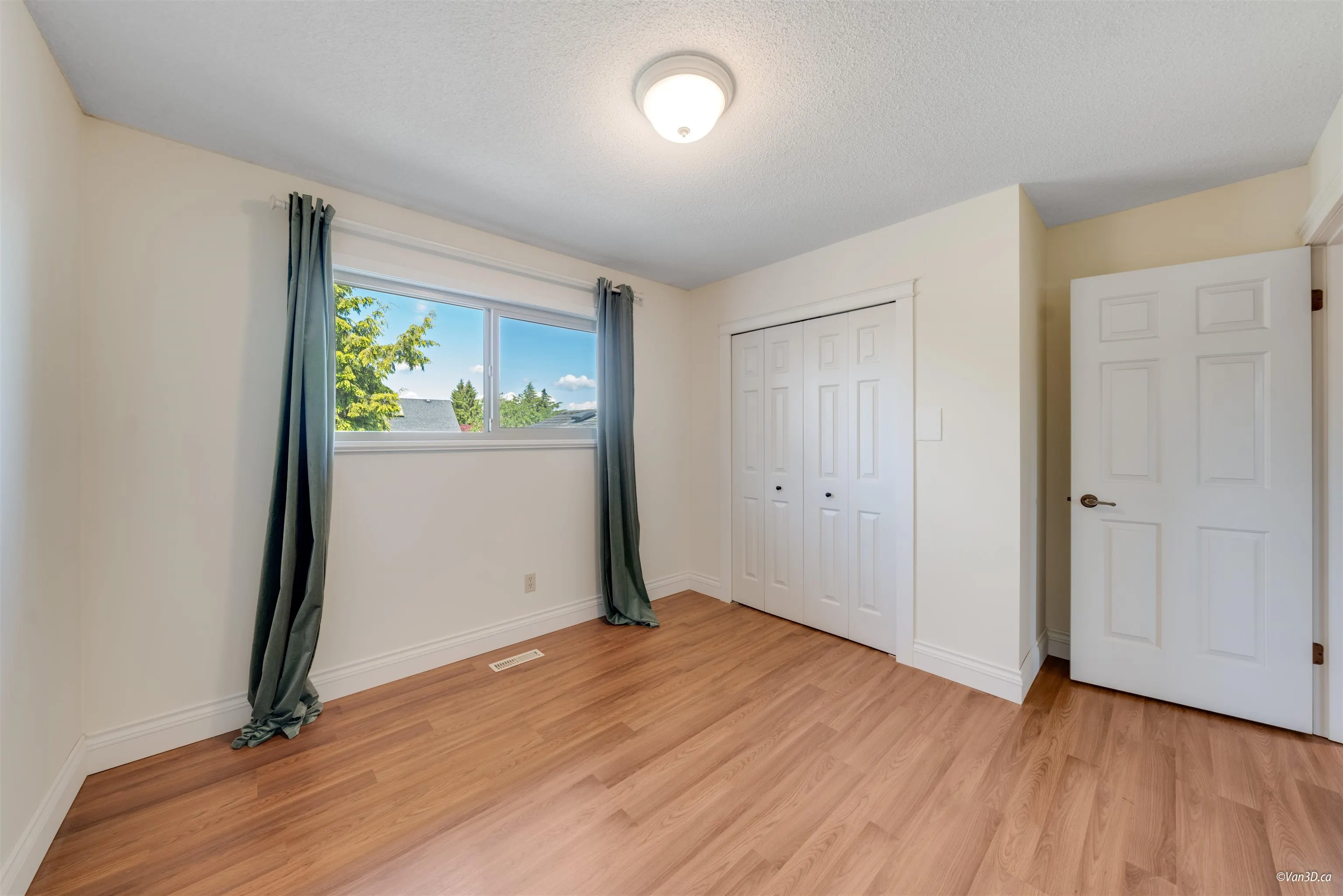 9666 Ashwood Drive