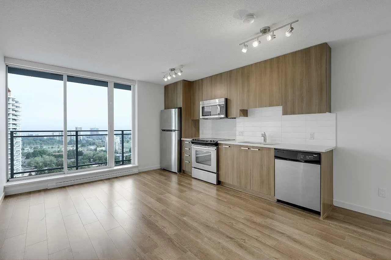 2305 13325 102a Avenue