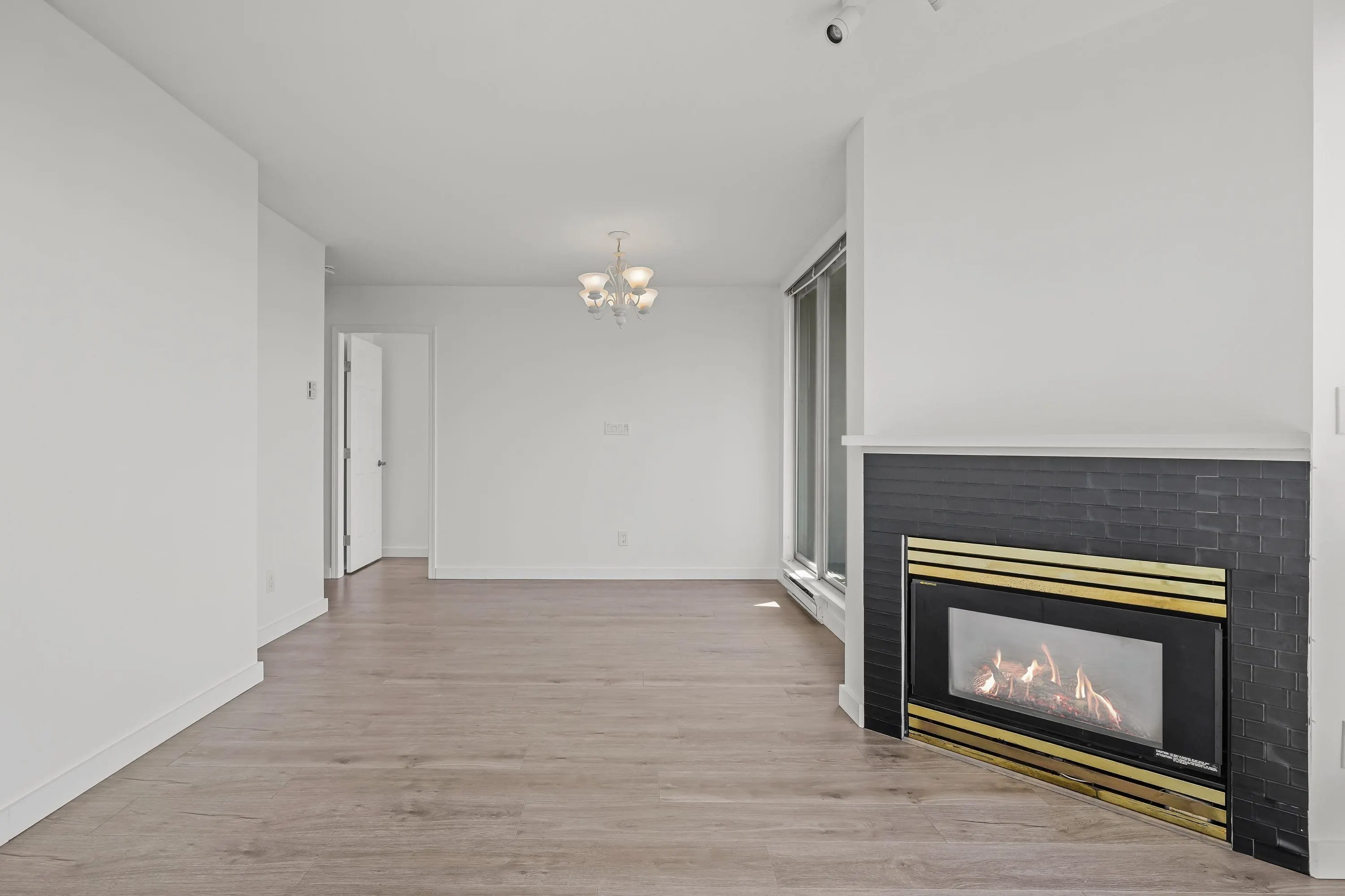 2305 9603 Manchester Drive