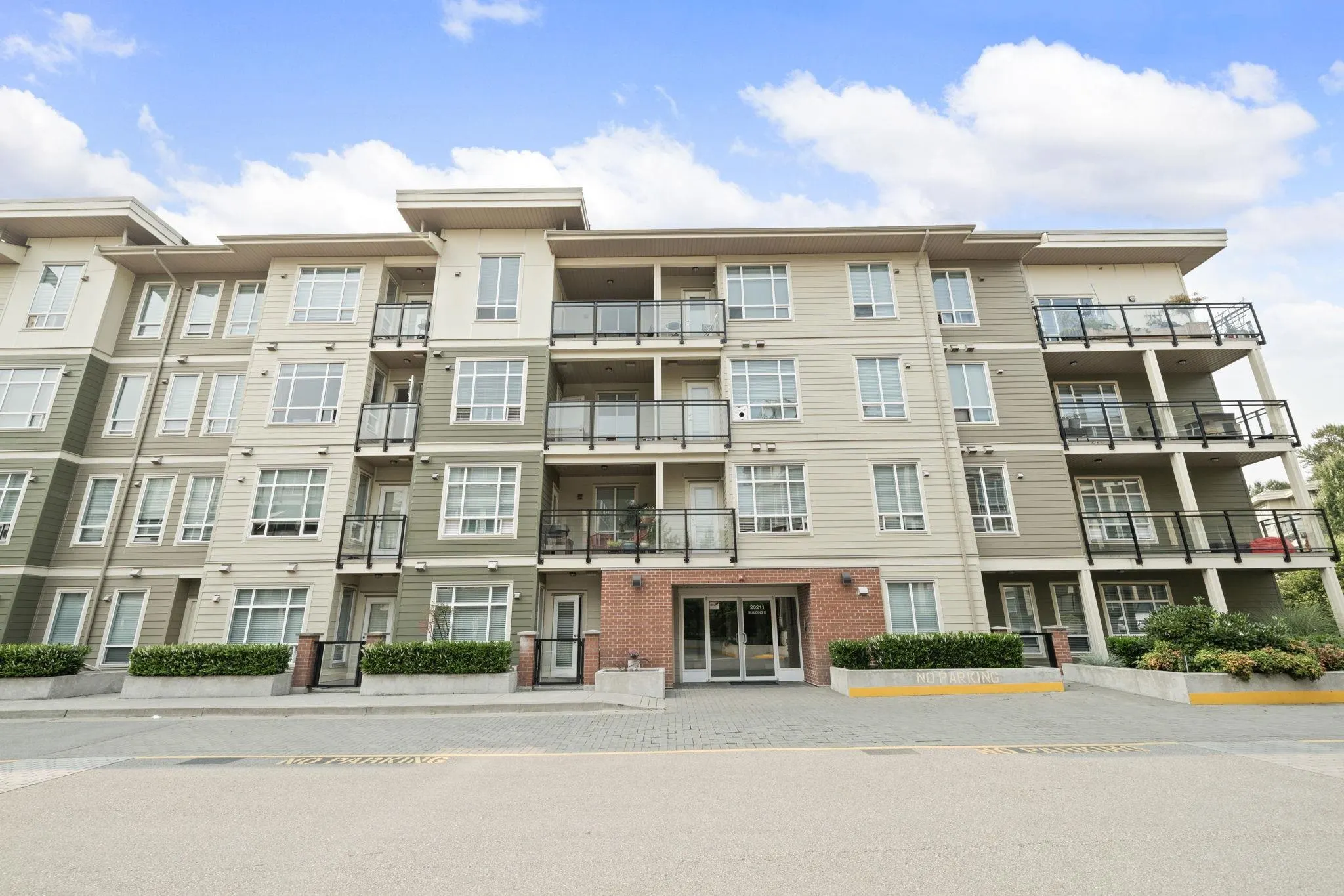 E102 20211 66 Avenue