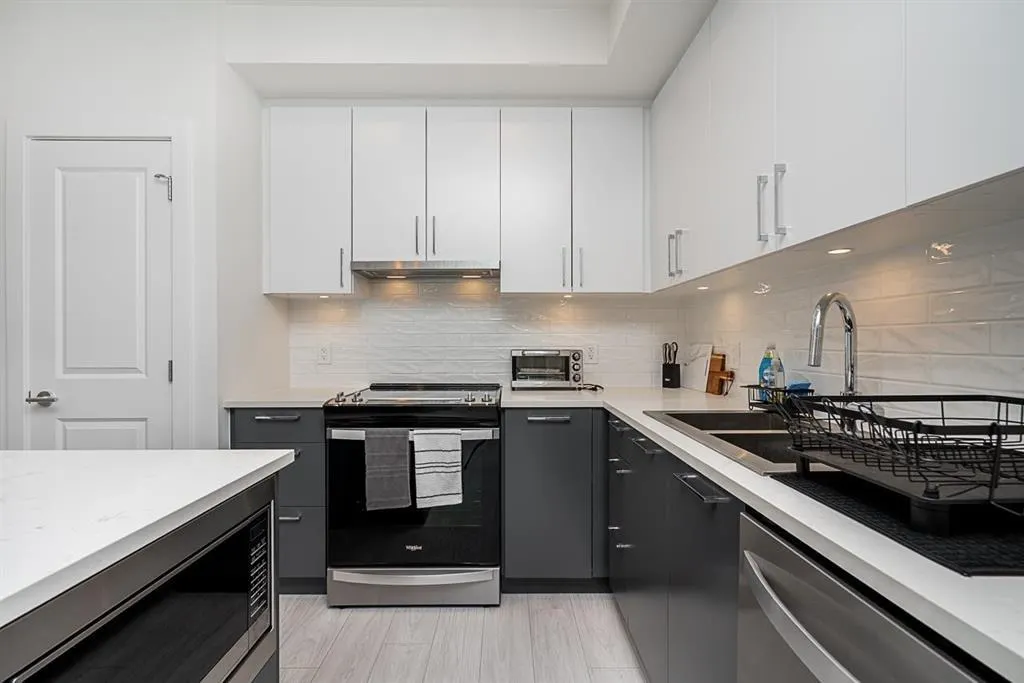 B110 20834 80 Avenue