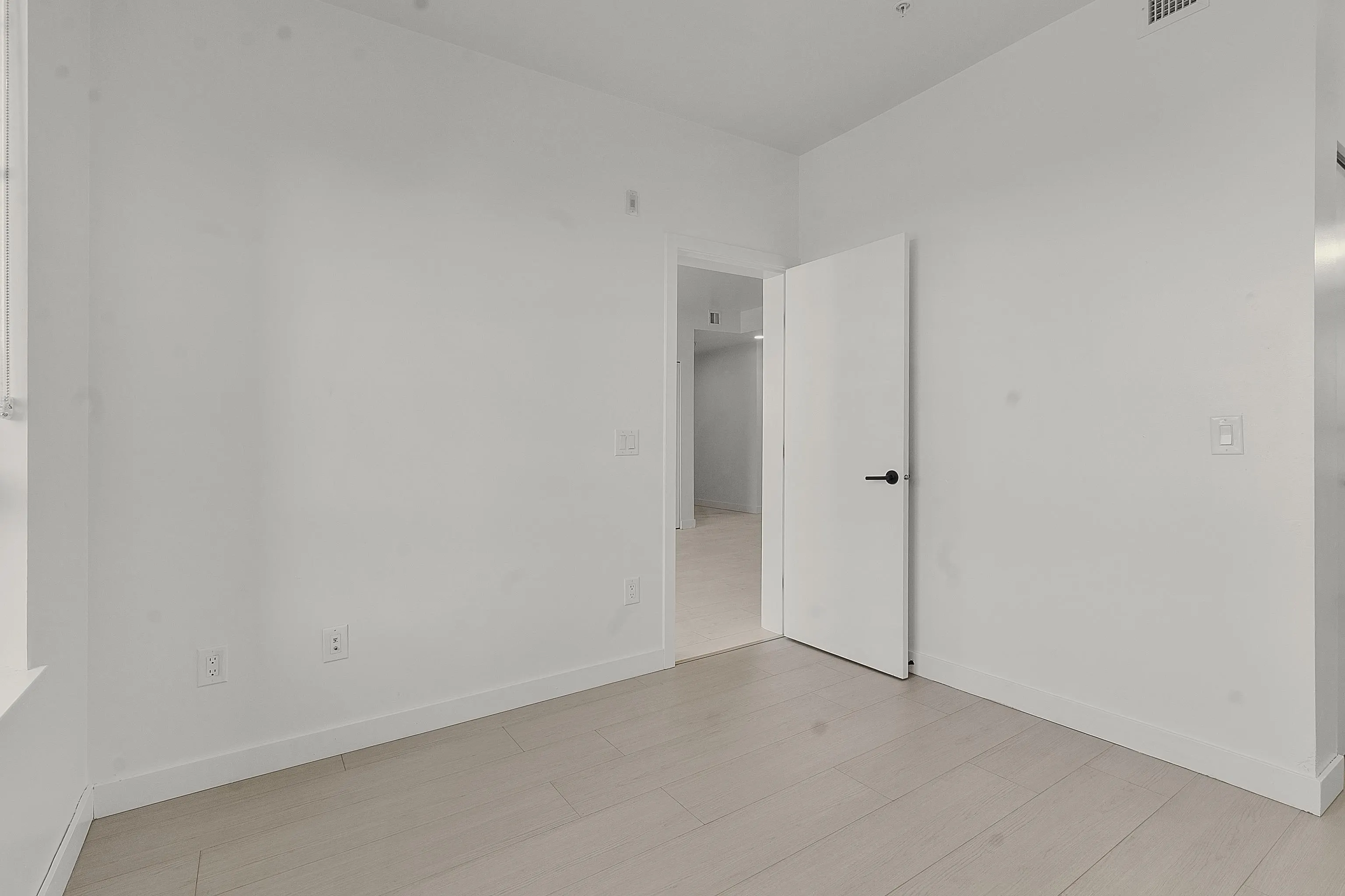509 13439 94a Avenue