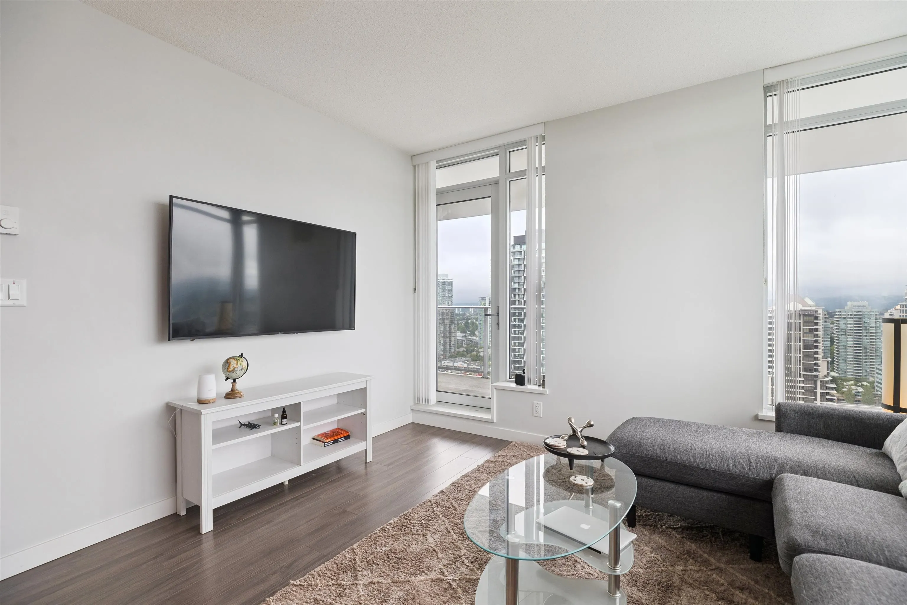 3408 2388 Madison Avenue