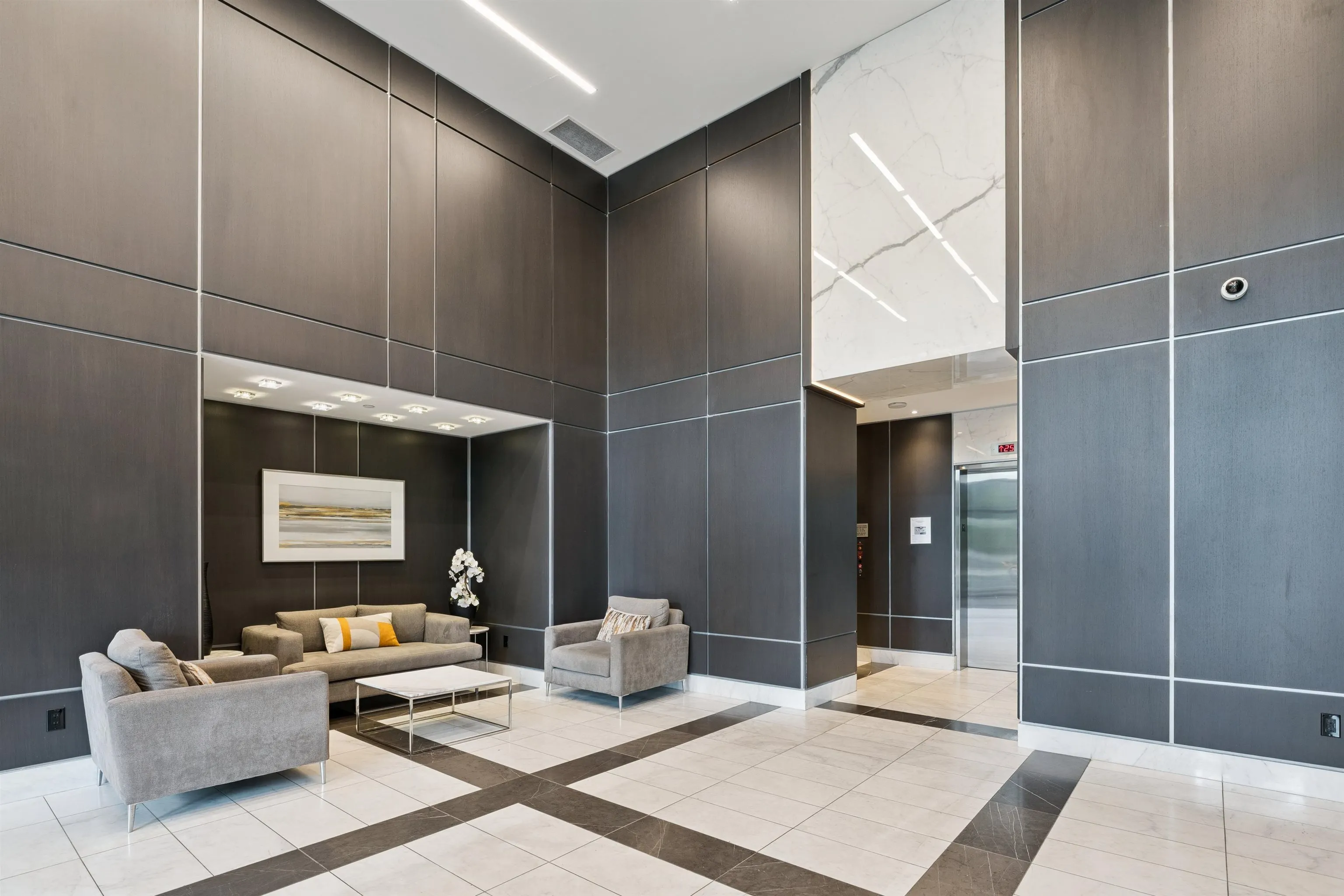 3408 2388 Madison Avenue