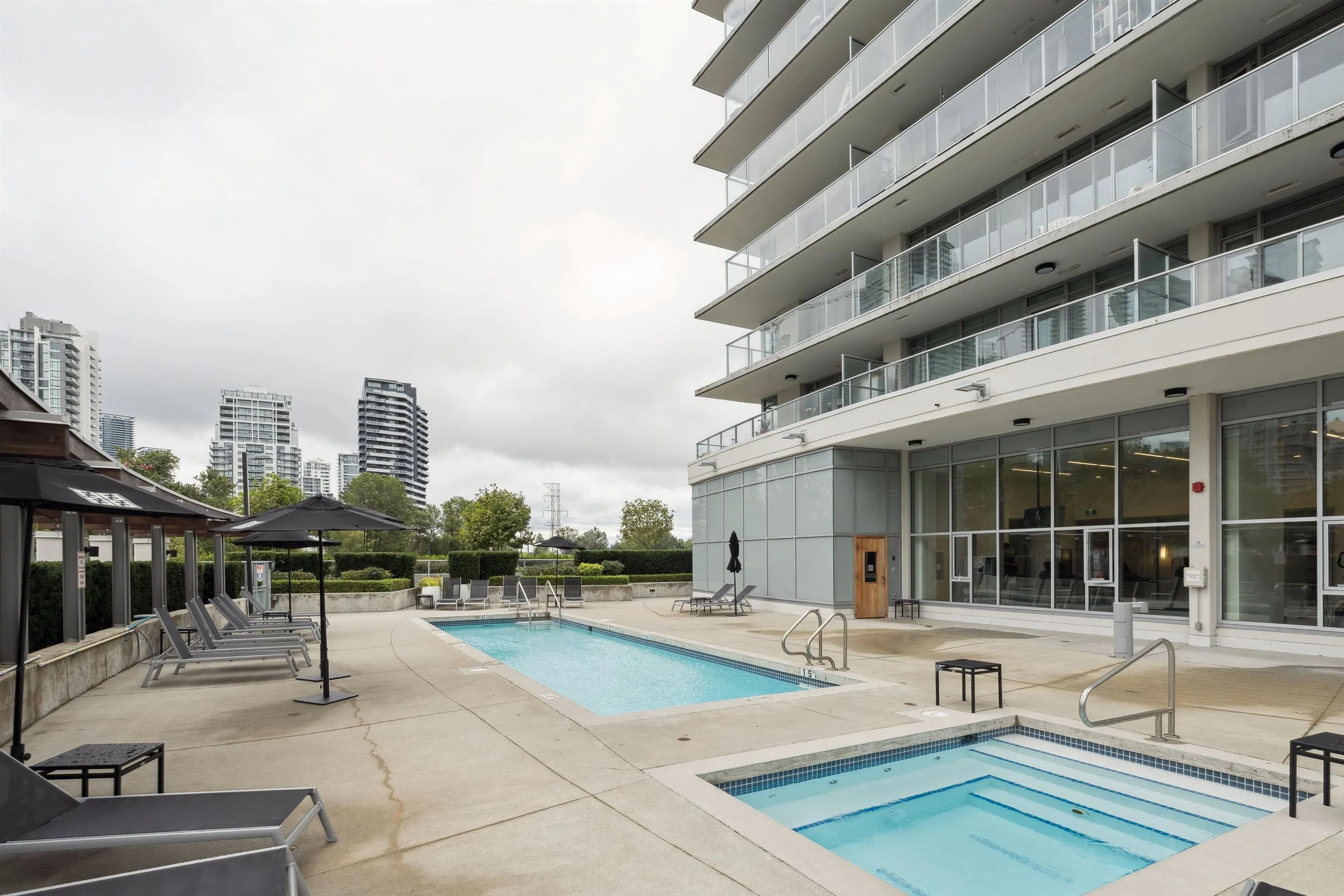 3408 2388 Madison Avenue