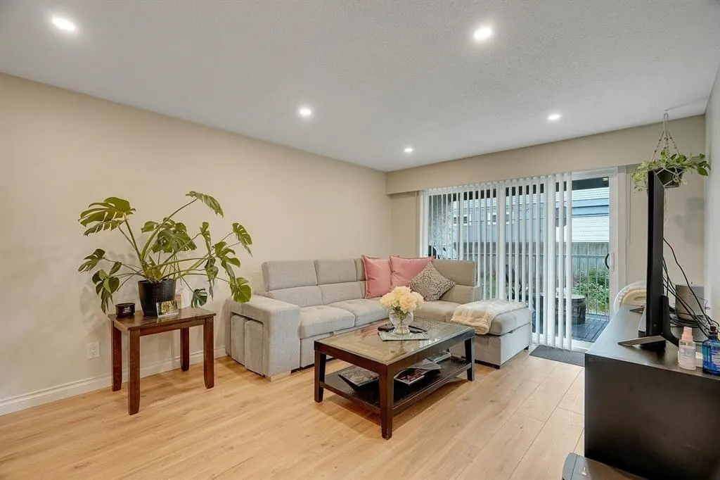 121 32850 George Ferguson Way