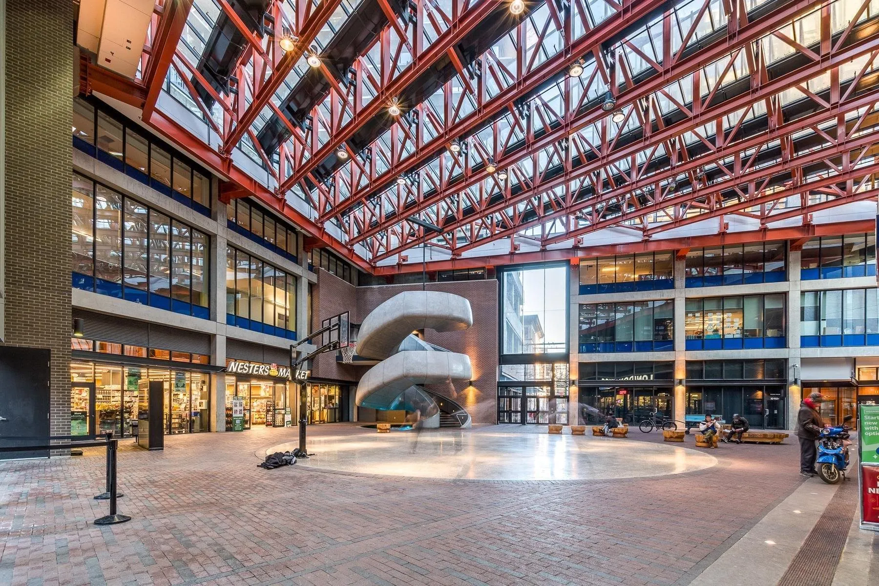 2404 108 W Cordova Street