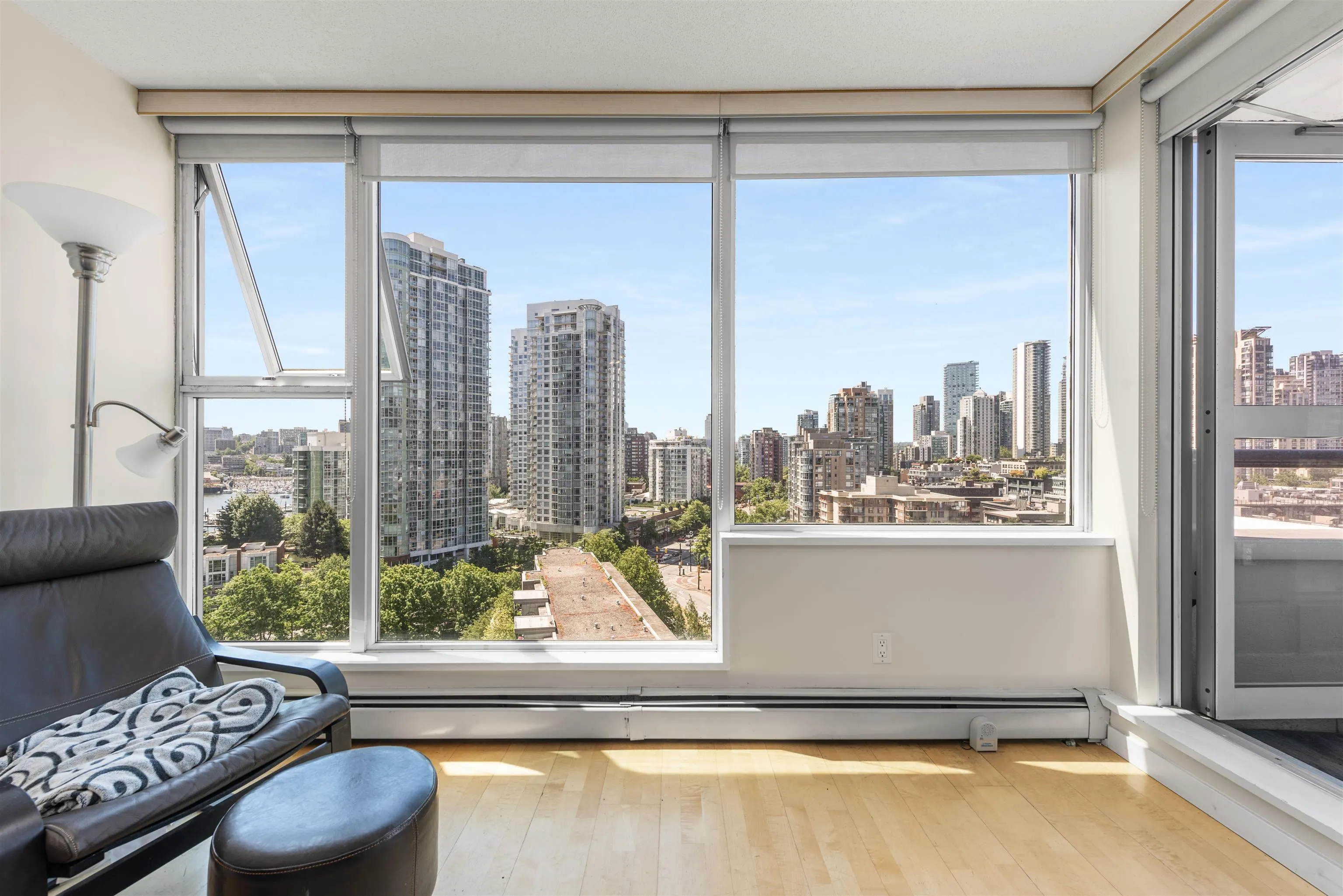 1708 1008 Cambie Street