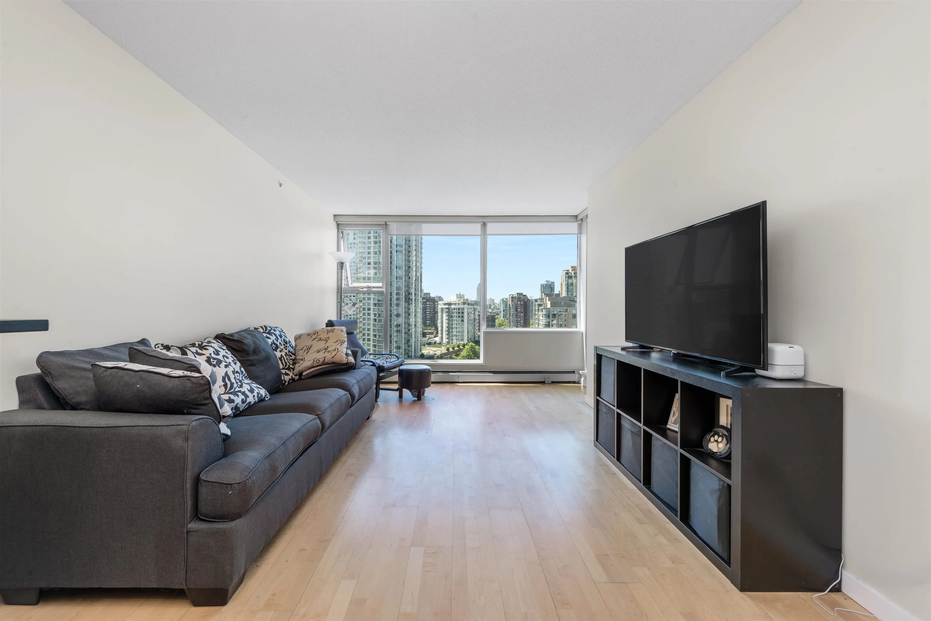 1708 1008 Cambie Street