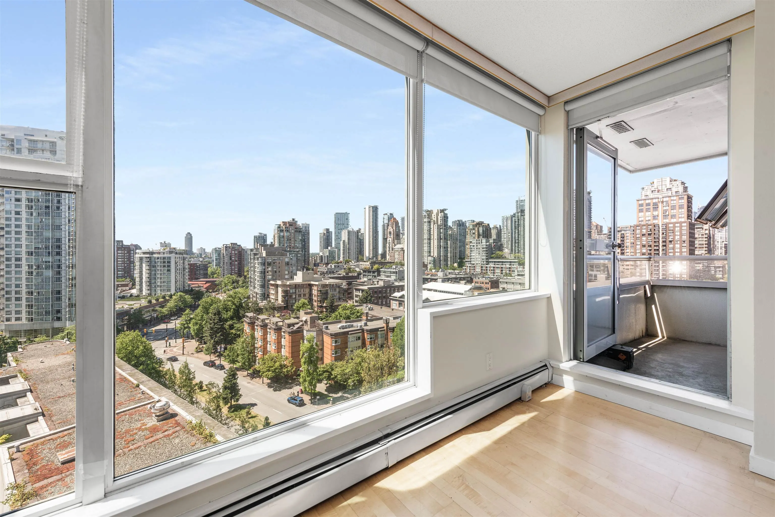 1708 1008 Cambie Street
