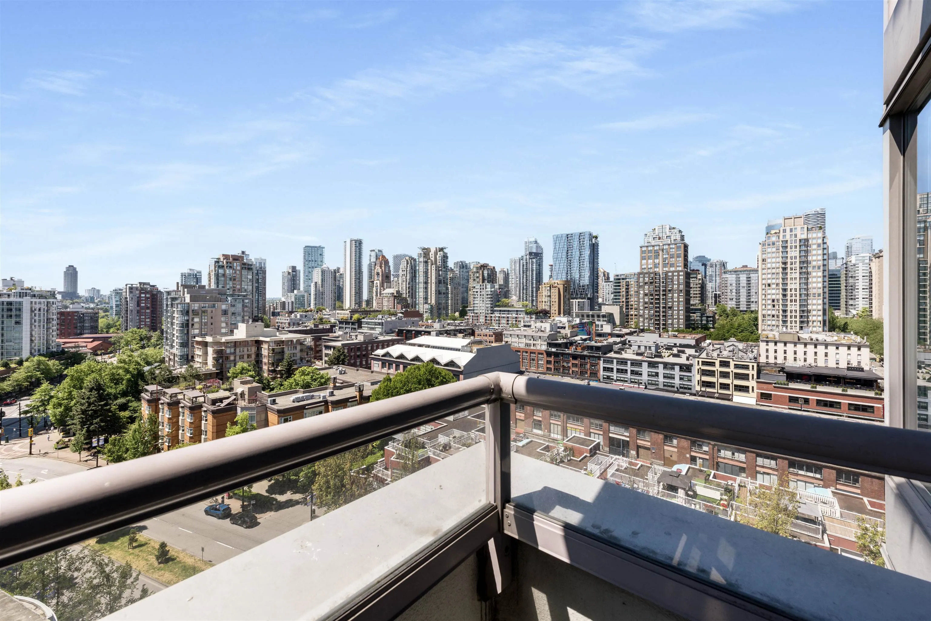 1708 1008 Cambie Street