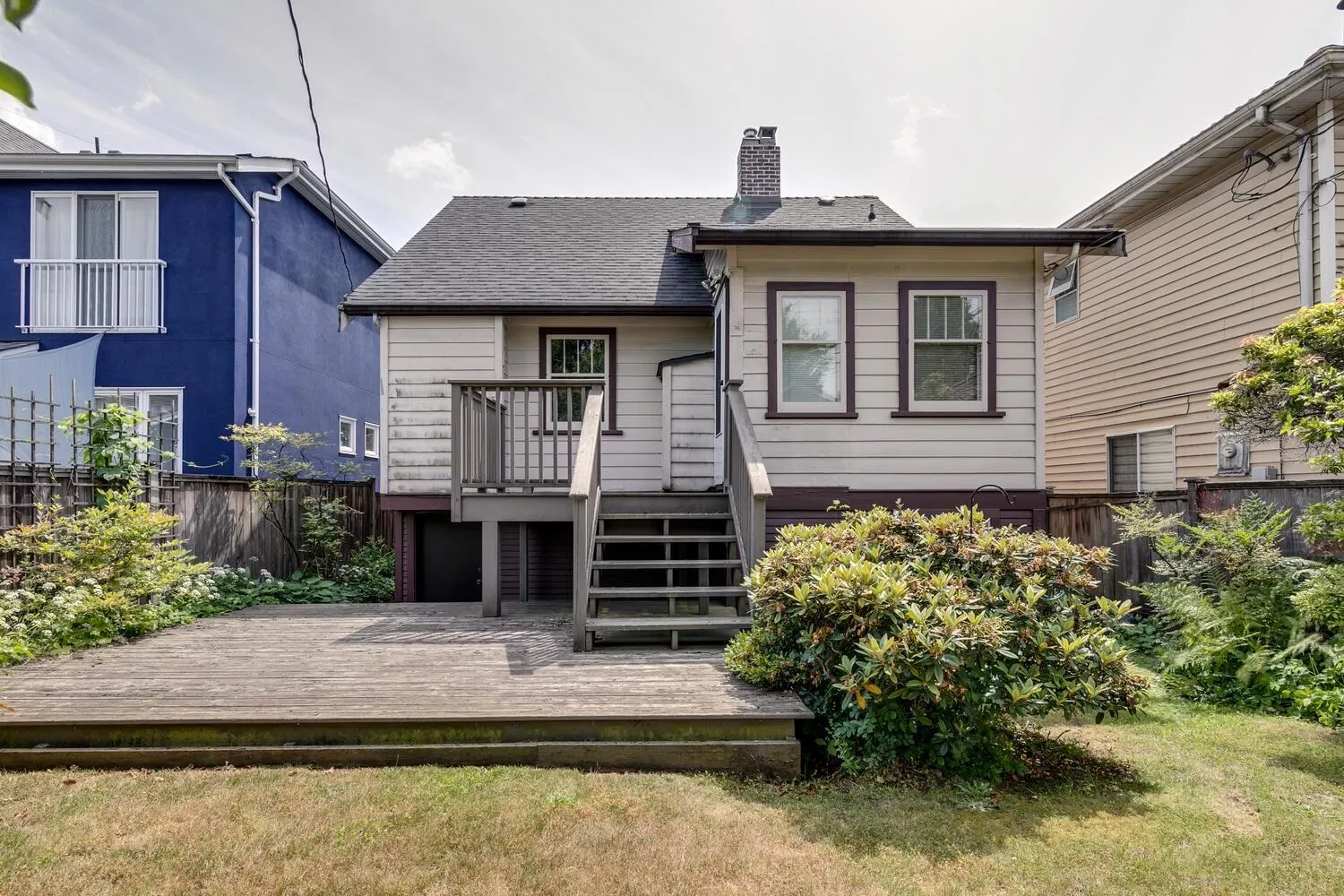 1557 W 68th Avenue