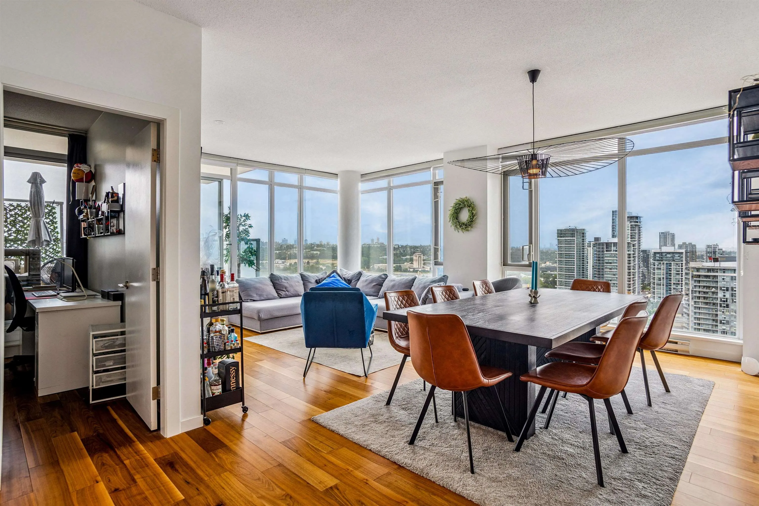 3101 2133 Douglas Road