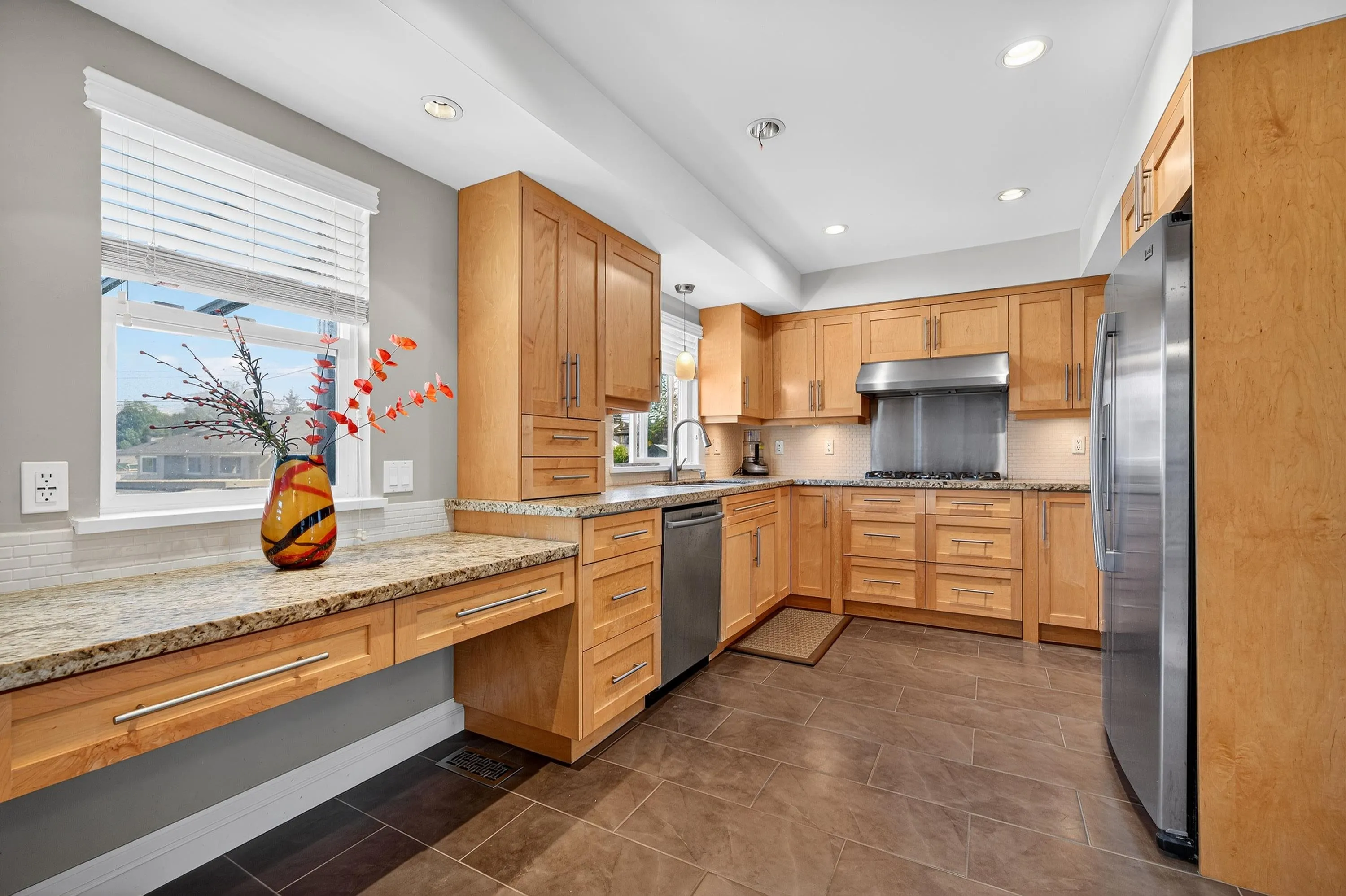 4938 Pioneer Avenue