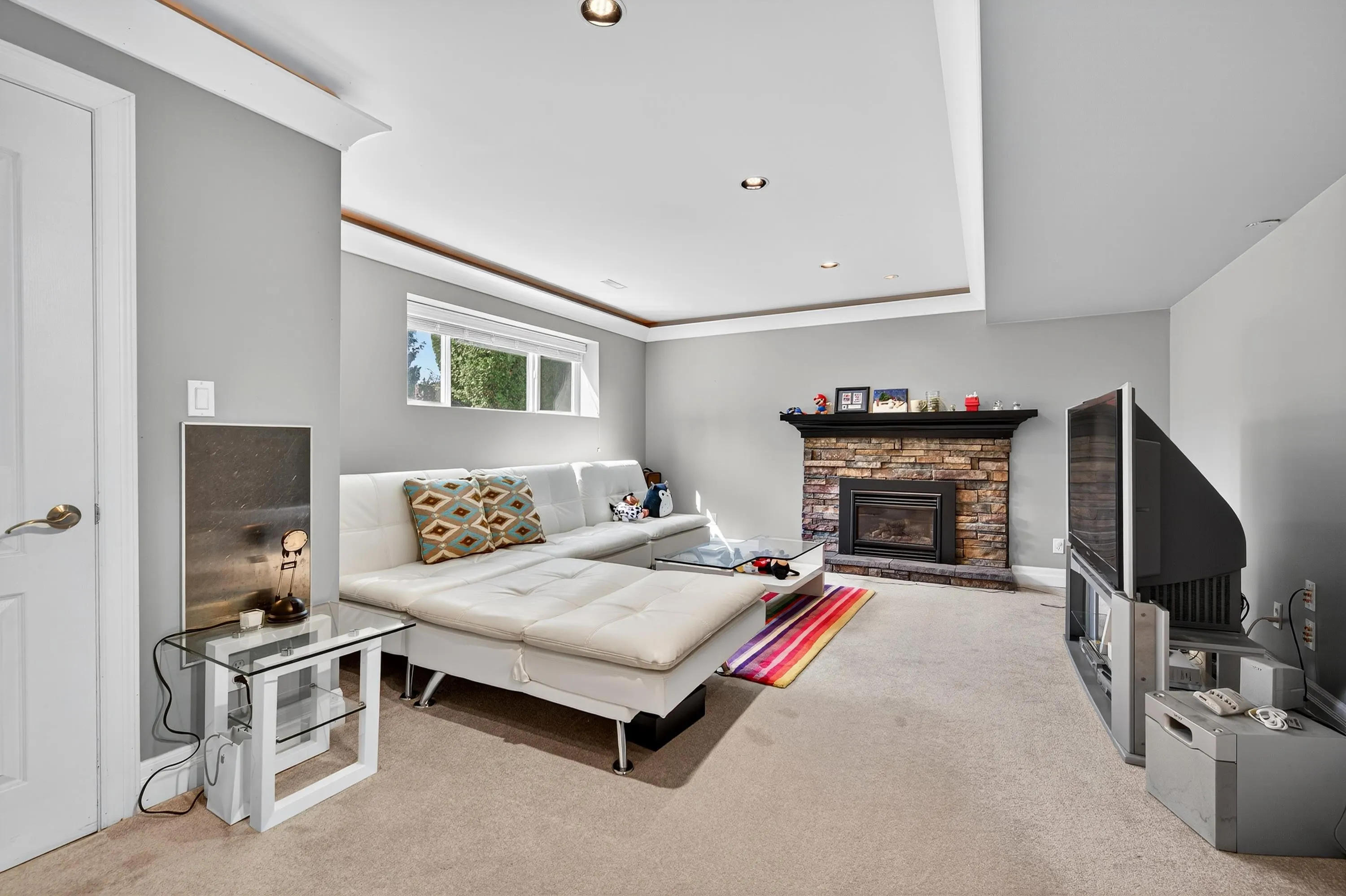 4938 Pioneer Avenue
