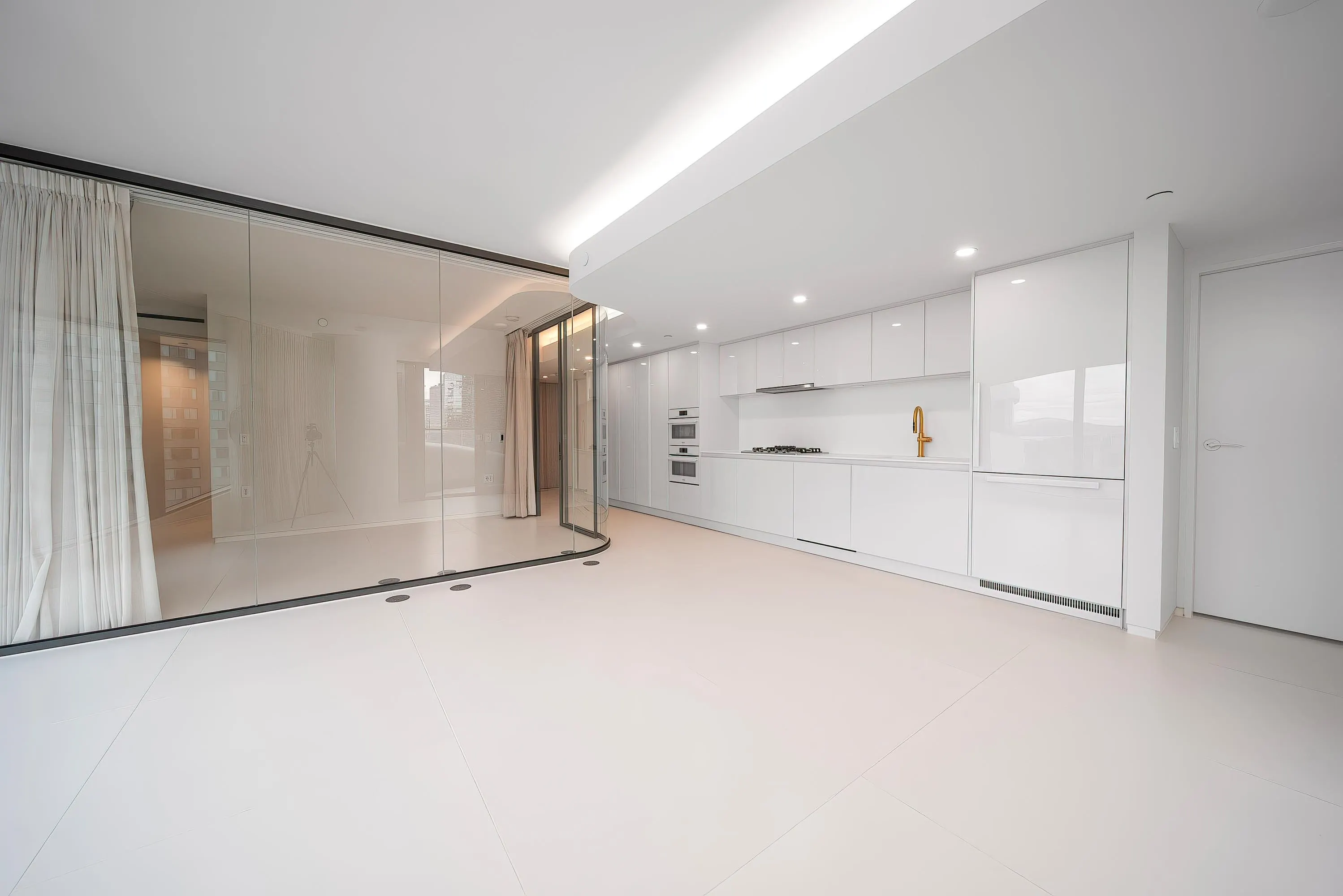 1703 1033 Nelson Street